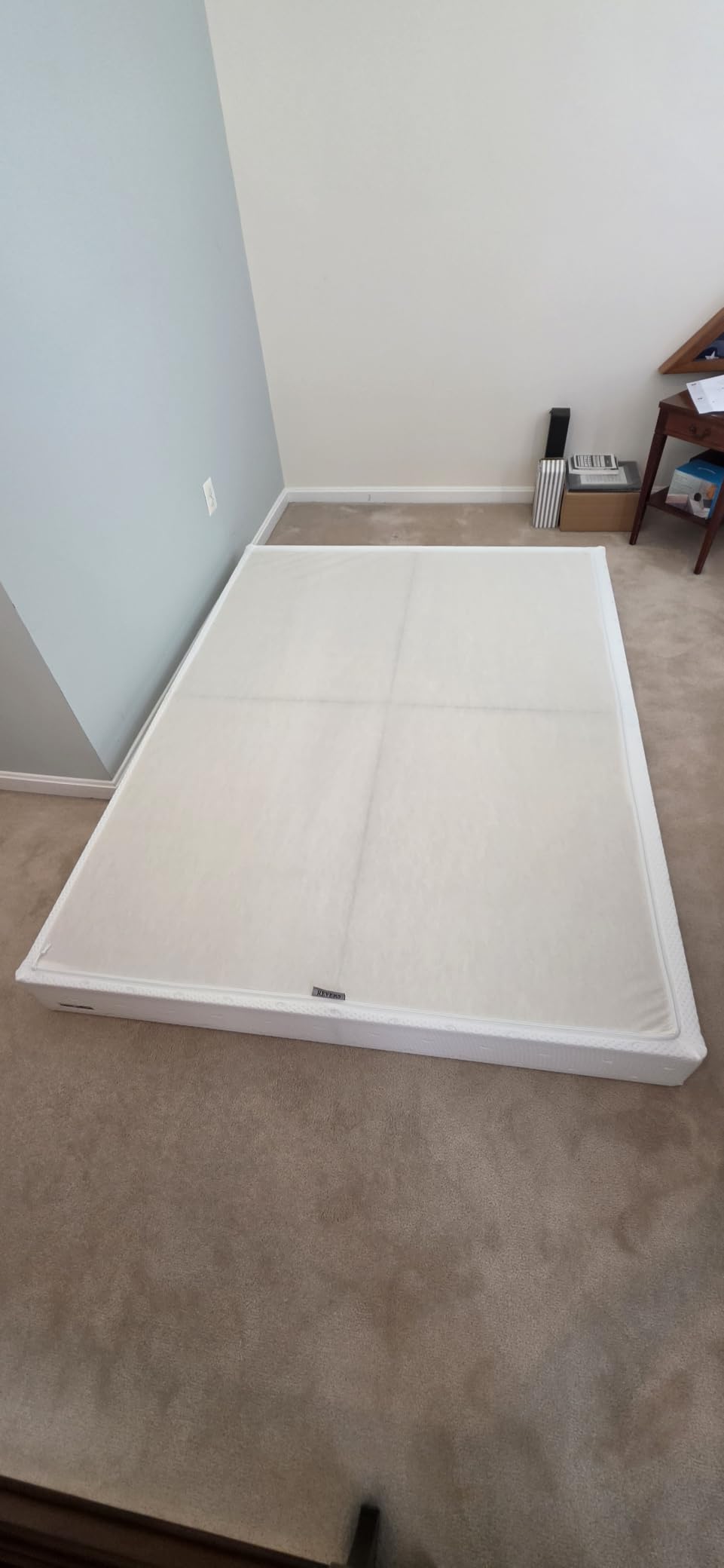 Amazon Basics Smart Box Spring Bed Base, 5-Inch Low Profile Height Mattress Foundation, Sturdy Durable Steel Support, Tool-Free Easy Assembly, Queen, 79