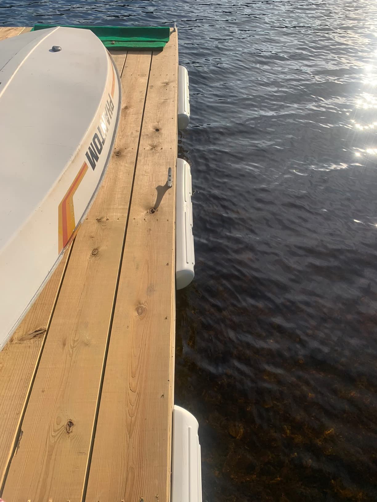 attwood SoftSide Long-Edge Dock Fender - White, 45