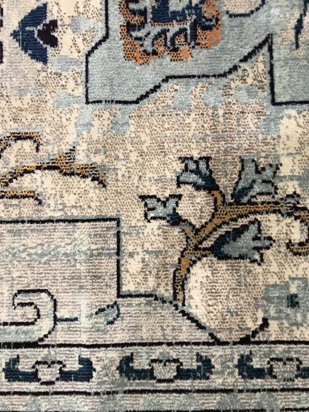 SAFAVIEH Area Rug 9x12 - Madison Collection - Large - Cream & Blue, Boho Chic Distressed Medallion Design, Non-Shedding & Easy to Clean, Ideal for Living Room, Bedroom, Dining Space (MAD473B) customer photo 2