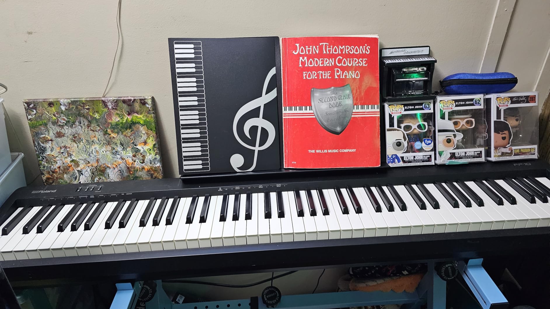Roland FP-10 | Compact 88-Note Digital Piano | SuperNATURAL Piano Tones | Authentic Acoustic Feel Keyboard | Great for Beginners & Experienced Players | Bluetooth & MIDI Connectivity | Ivory Feel, Supernatural Piano, Built-in Speakers, Bluetooth and USB Midi customer photo 2