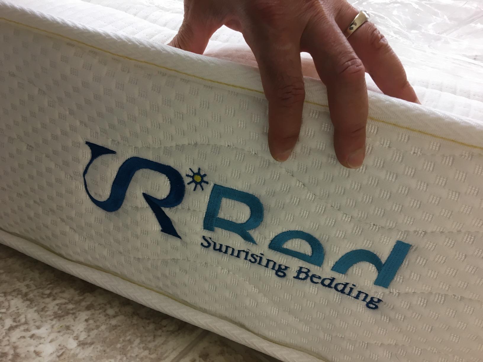 10 Inch Full Size Latex Mattress in a Box, Hybrid Natural Organic Mattress Medium Firm Feel Memory Foam and Individual Pocket Springs, CertiPUR-US, 120-Night Free Trial, 20-Year Warranty customer photo 2