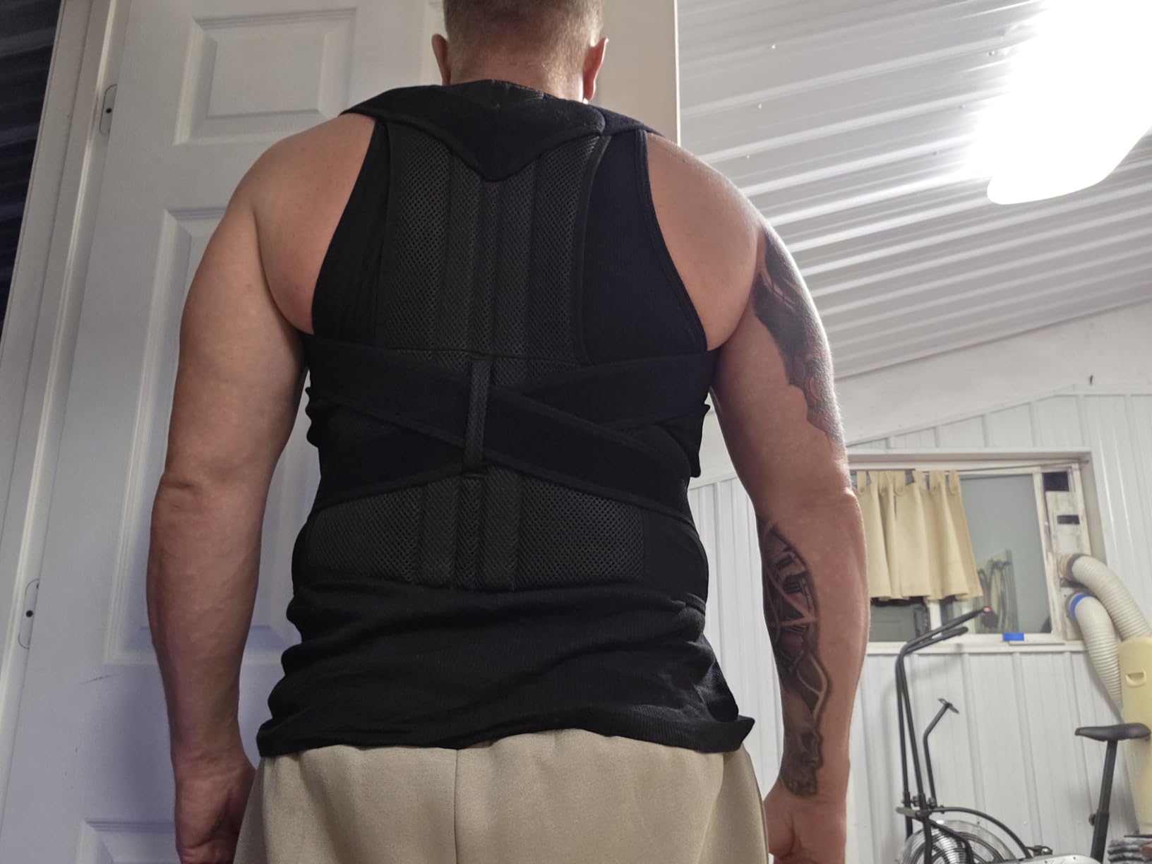 Fitsupport Back Brace Posture Corrector for Women and Men Back Lumbar Support Shoulder Posture Support for Improve Posture Provide and Back Pain Relief Large(Pack of 1) customer photo 1