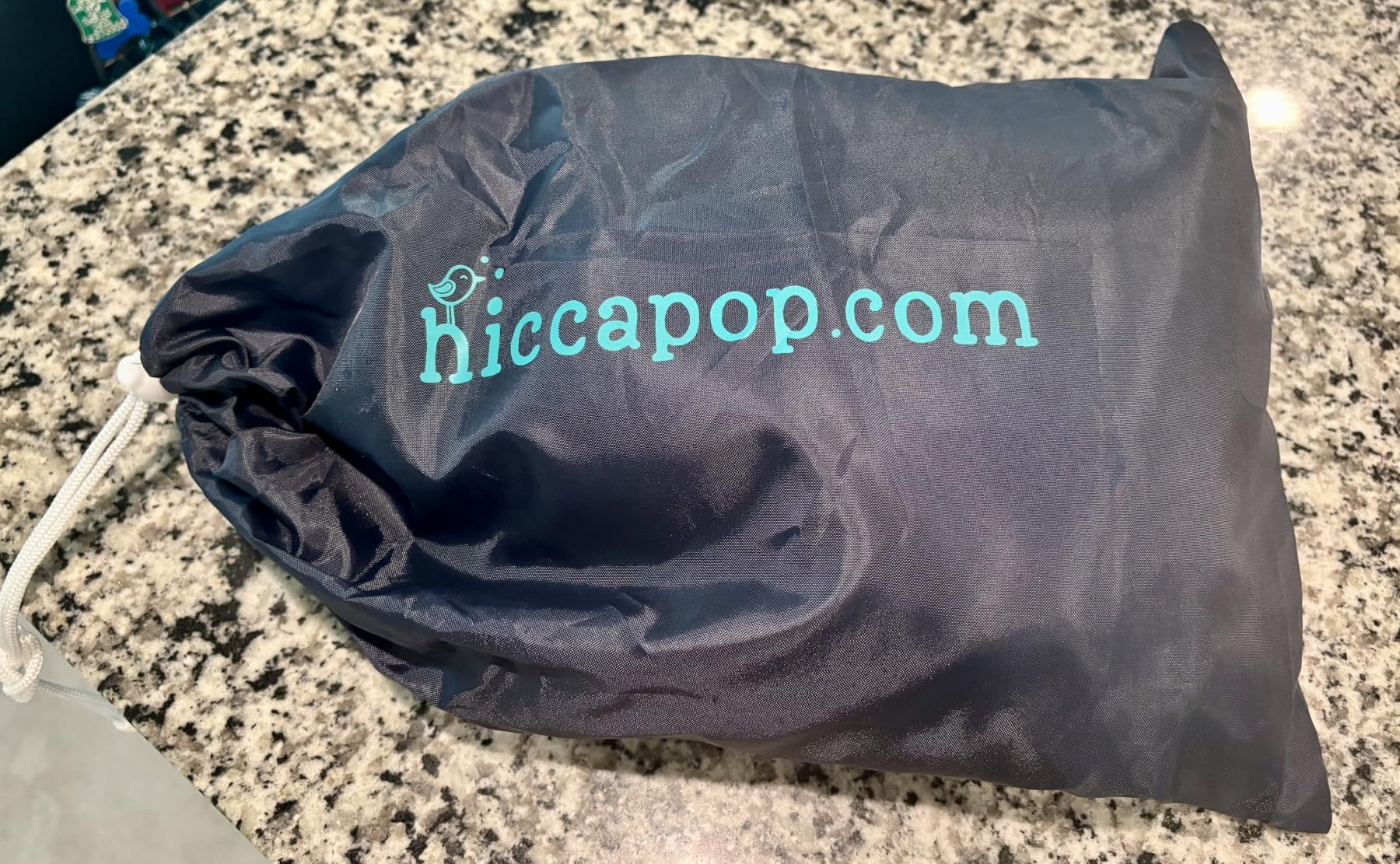 Hiccapop UberBoost Inflatable Booster Car Seat | Blow up Narrow Backless Booster Car Seat for Travel | Portable Booster Seat for Toddlers, Kids, Child | Black/Gray customer photo 2
