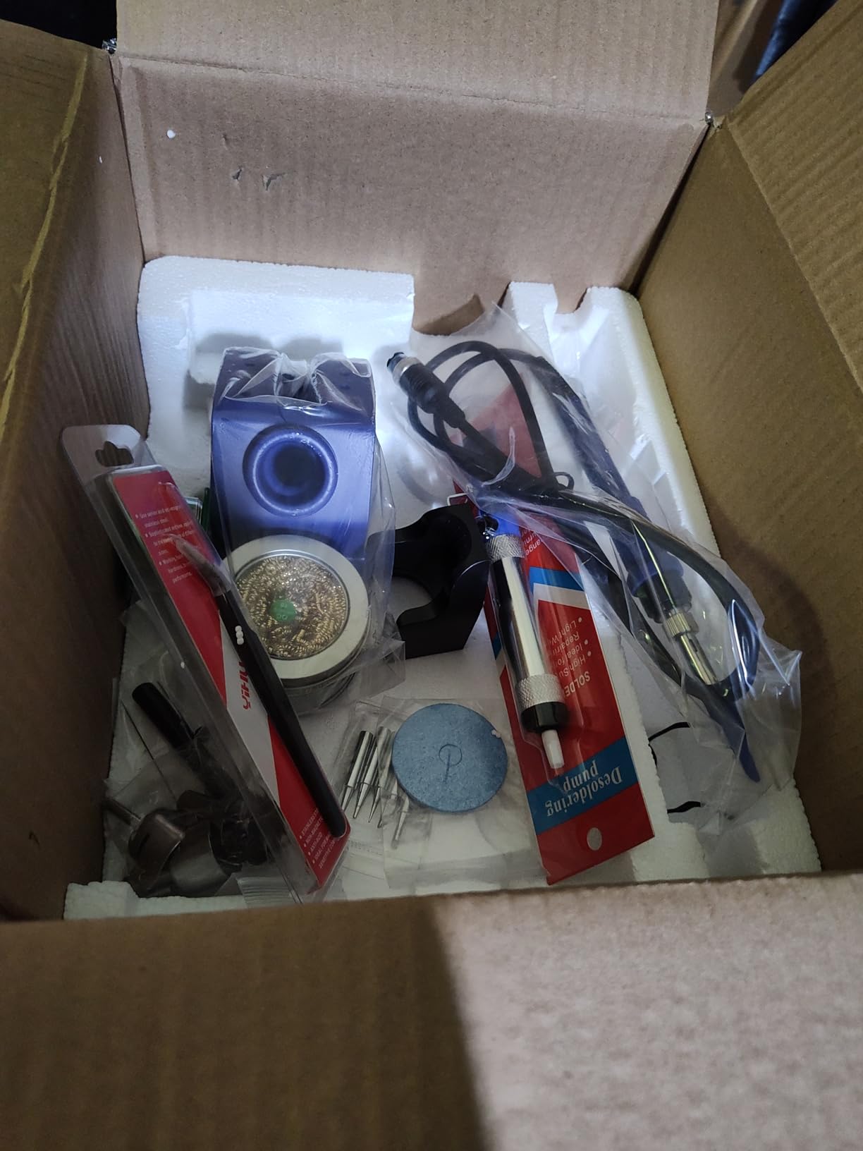 YIHUA 862BD+ SMD ESD Safe 2 in 1 Soldering Iron Hot Air Rework Station F/C with Multiple Functions customer photo 1