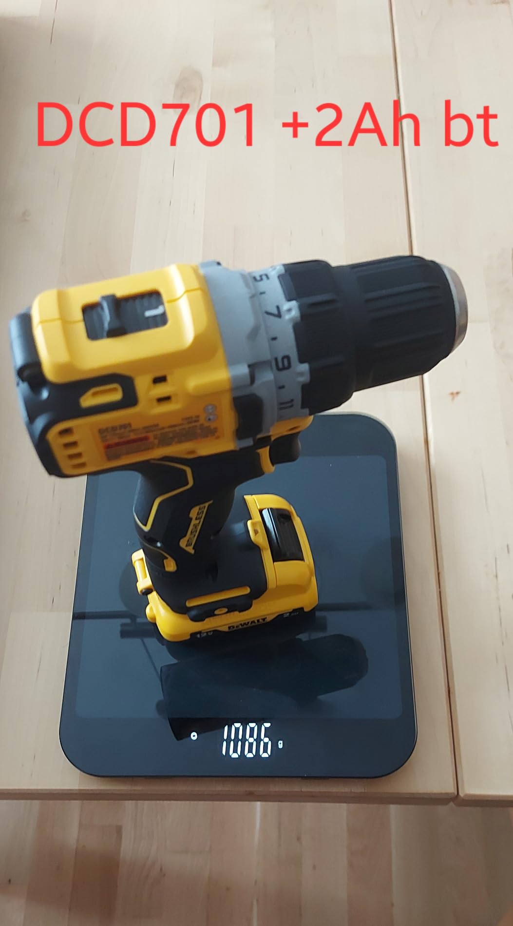 DEWALT XTREME 12V MAX Cordless Drill Combo Kit (DCK221F2) customer photo 1