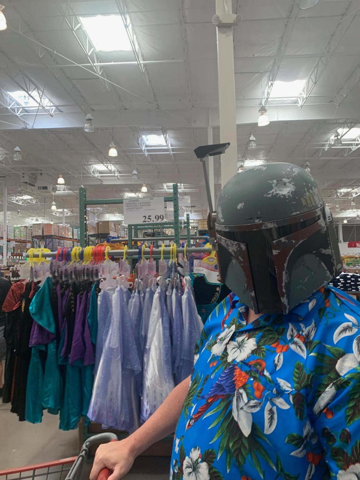 STAR WARS The Black Series Boba Fett Premium Electronic Helmet, The Empire Strikes Back Full-Scale Roleplay Collectible customer photo 1