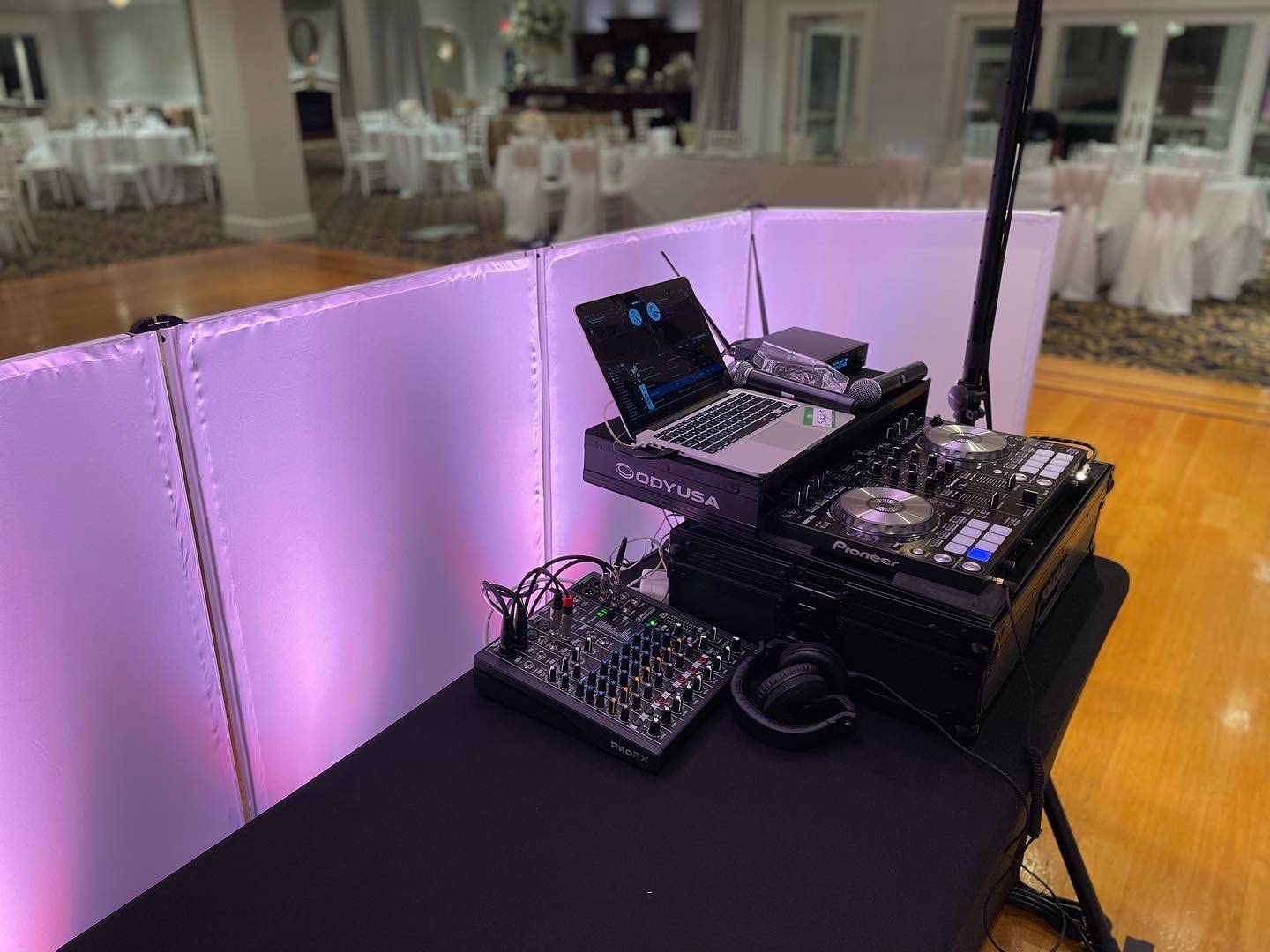 Mackie ProFX10v3 10-Channel Mixer, USB Recording, GigFX Effects customer photo 2