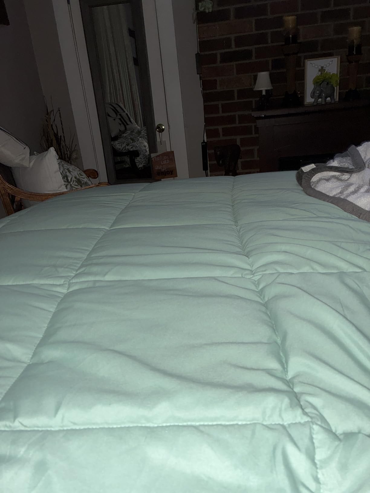 DOWNCOOL Comforters Queen Size, White Duvet Insert, Lightweight Quilt | Corner Tabs,All Season, Down Alternative Hotel Comforter, Queen 88x92 Inches customer photo 1