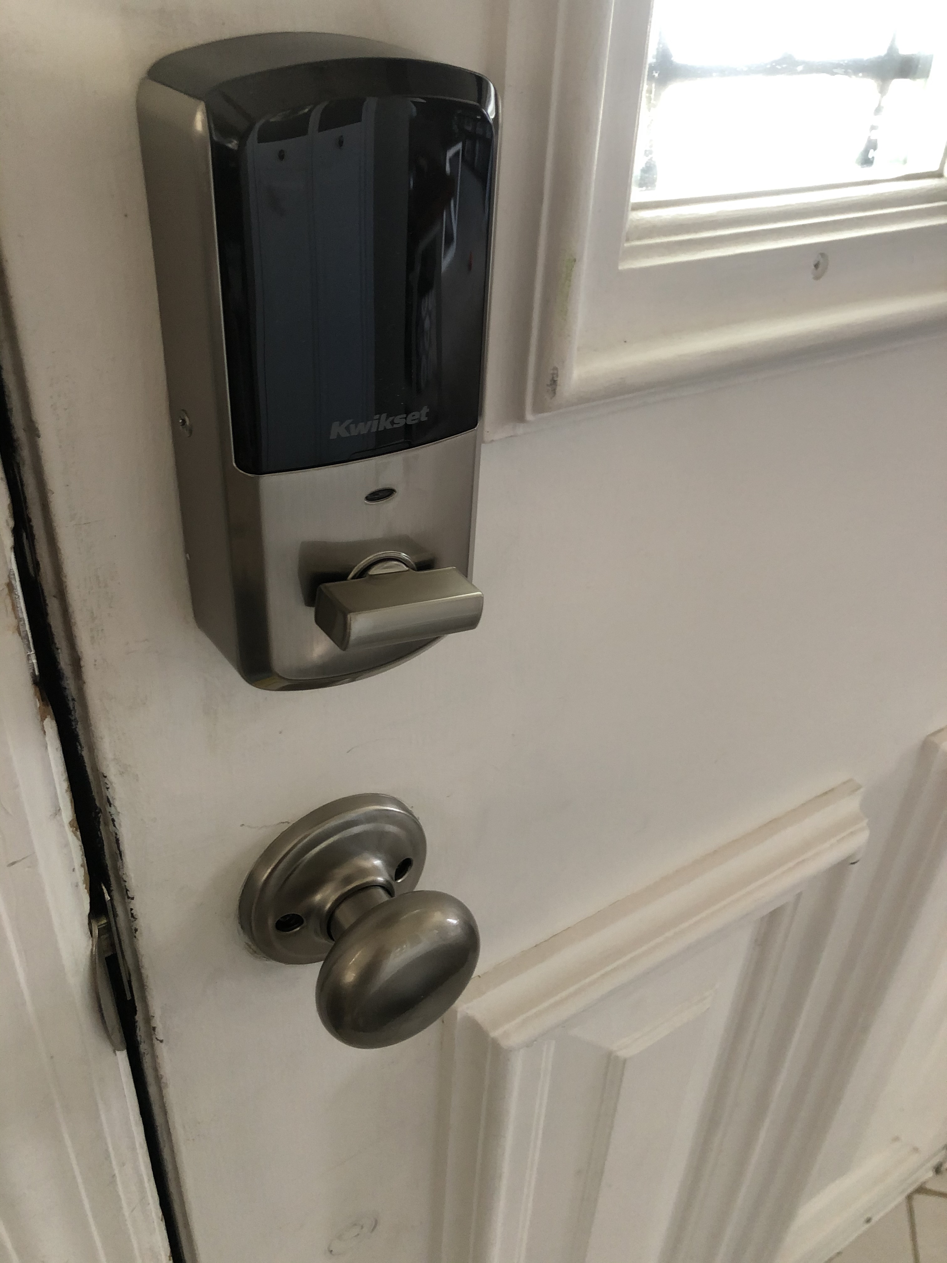 Kwikset Halo Wi-Fi Enabled Smart Lock Deadbolt with Keypad and SmartKey Backup, Satin Nickel Finish | Geofence Auto-Unlock, Grade AAA Certified, No Hub Required, App Control, Share Access, Backlit Keypad customer photo 2