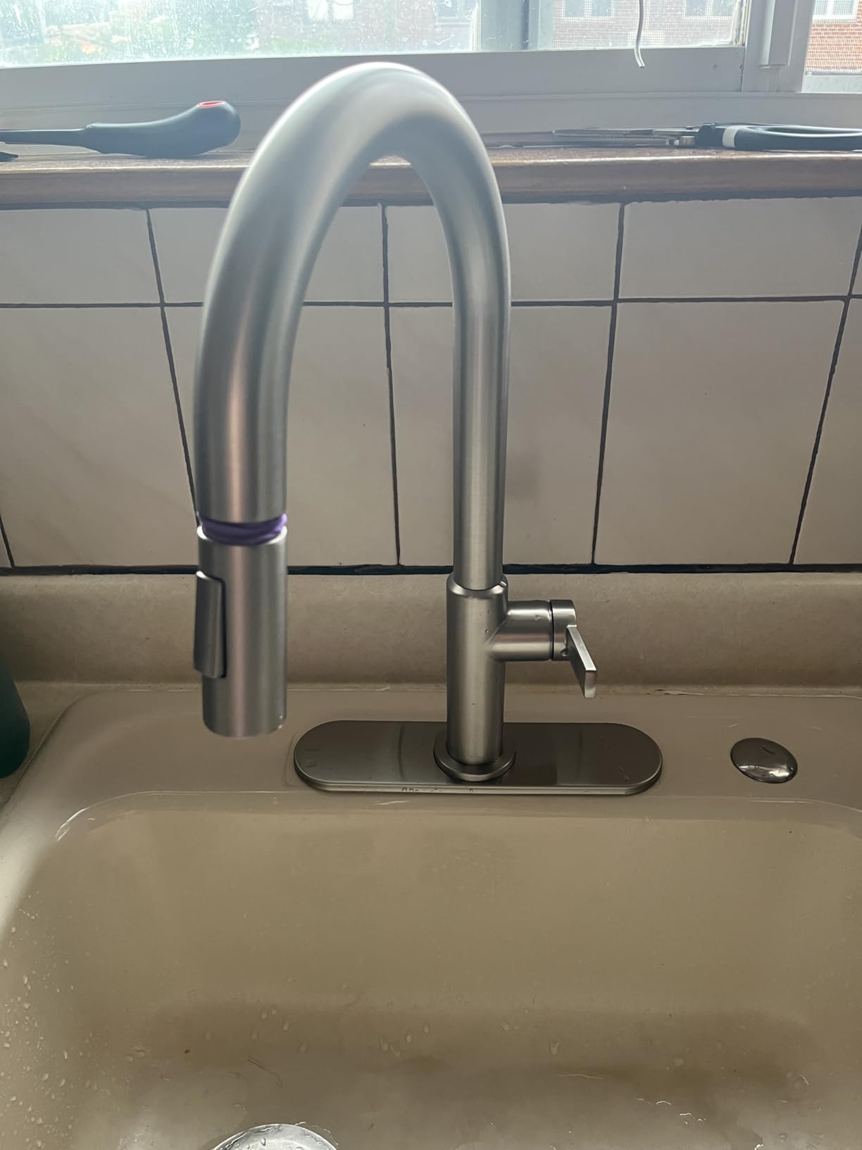 KRAUS Spot Free Stainless Steel Pull Down Kitchen Faucet KPF-2820SFS, 360-degree swivel spout, brass body with ceramic cartridge customer photo 2