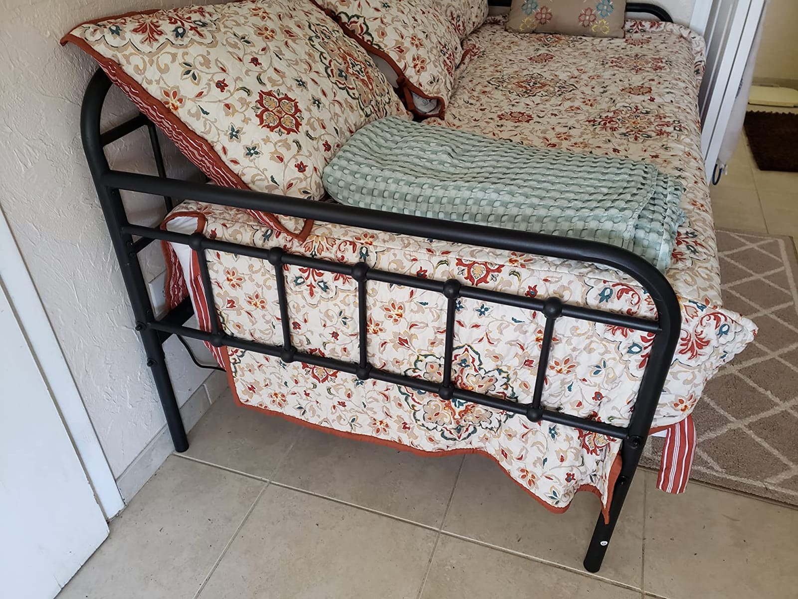 Metal Daybed Frame Twin Size with Steel Slats Platform Furniture, Black customer photo 2