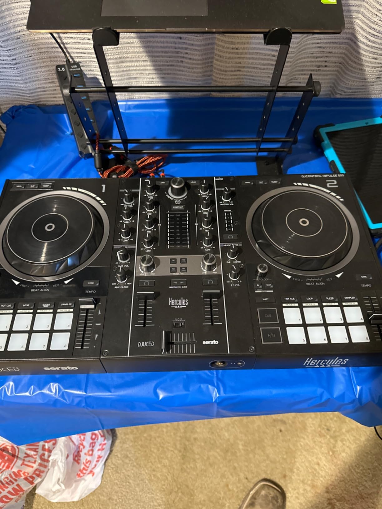 Hercules DJControl Inpulse 500: 2-deck USB DJ Controller for Serato DJ and DJUCED customer photo 2