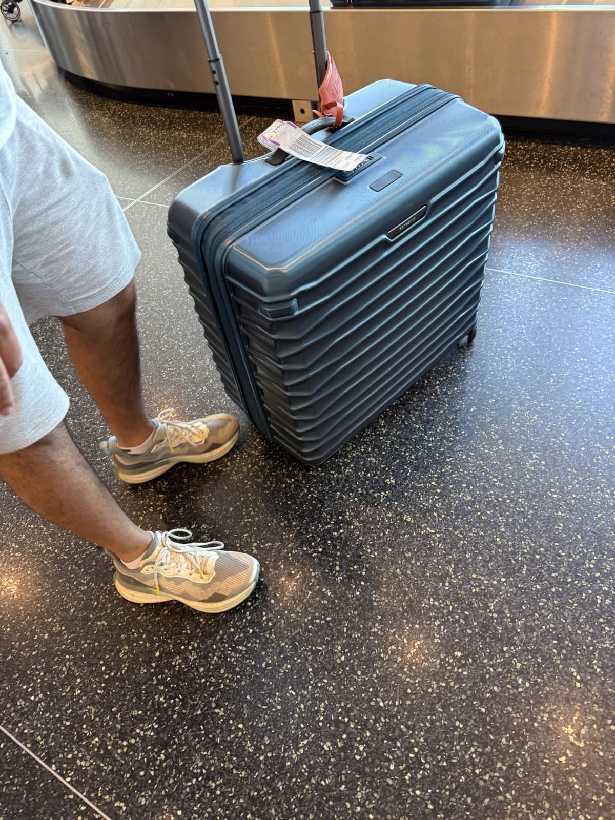 Samsonite Stryde 2 Hardside Expandable Luggage with Double Spinner Wheels, Medium Glider, Deep Teal customer photo 1