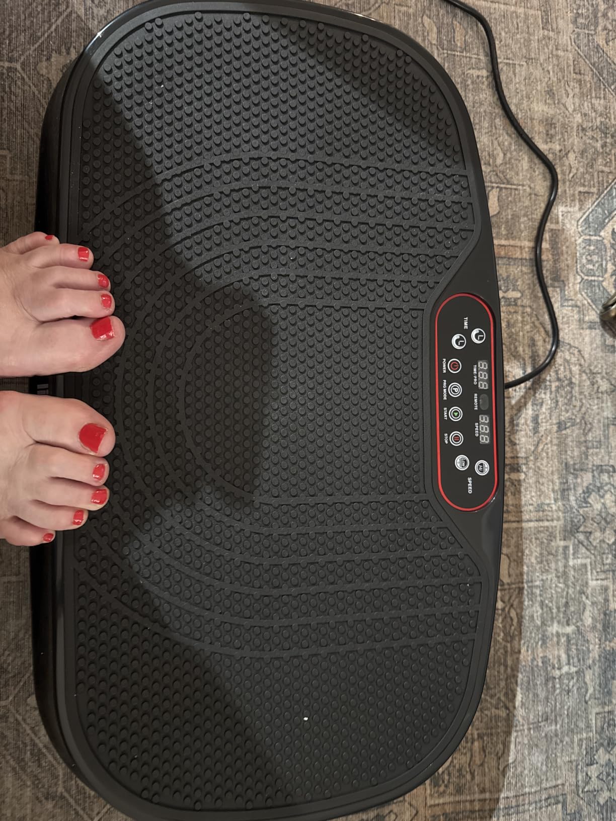 Lifepro Waver Mini Vibration Plate Exercise Machine with Remote & Bands - Compact Whole Body Vibrating Plate for Lymphatic Drainage & Muscle Toning - Shake Machine with 99 Speed Levels & 10 Presets customer photo 2