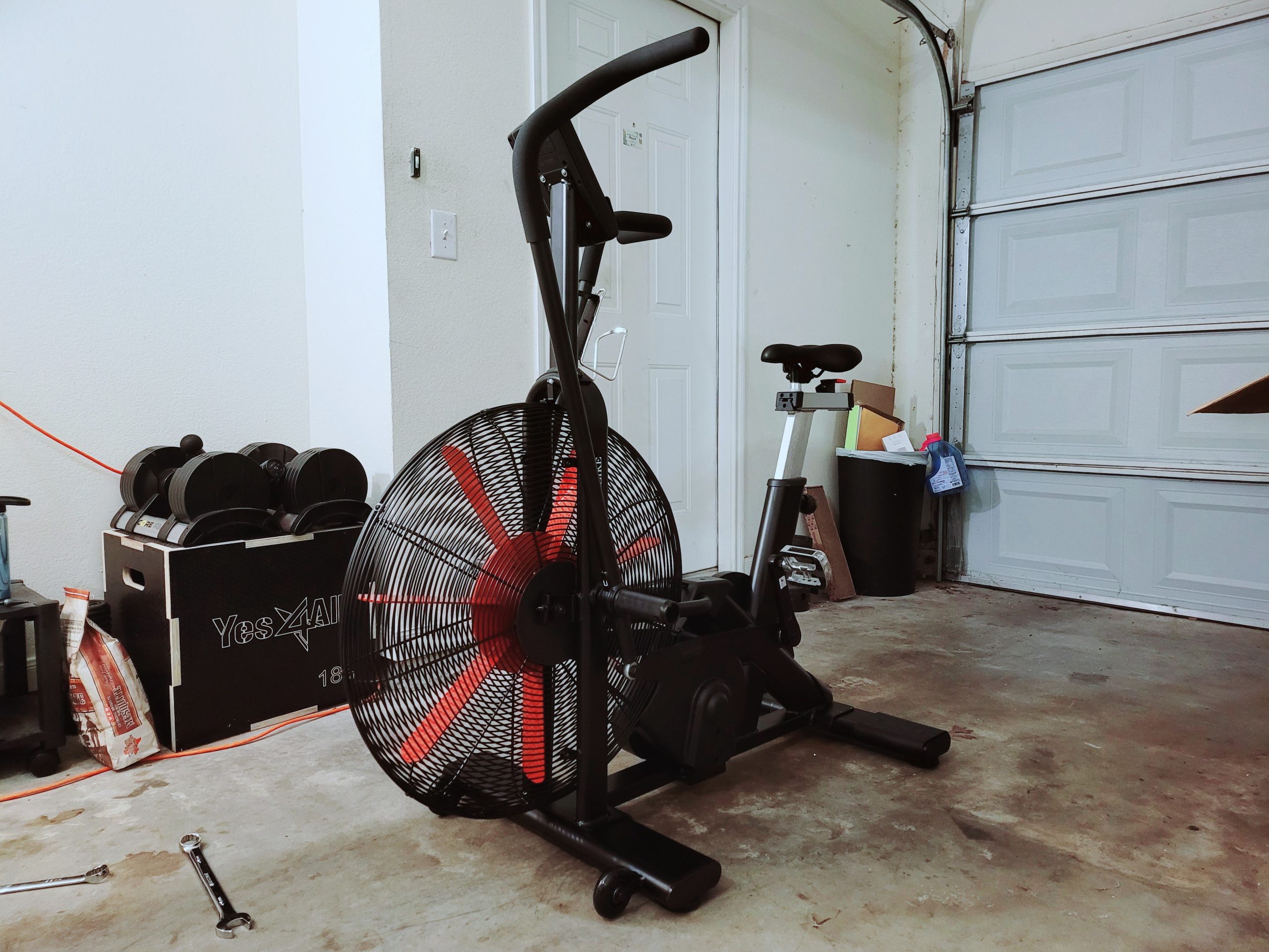 leikefitness Fan Exercise Bike Upright AirBike Indoor Stationary Bicycle with Unlimited Air Resistance System, Heart Rate Compatibility and Tablet Holder customer photo 1