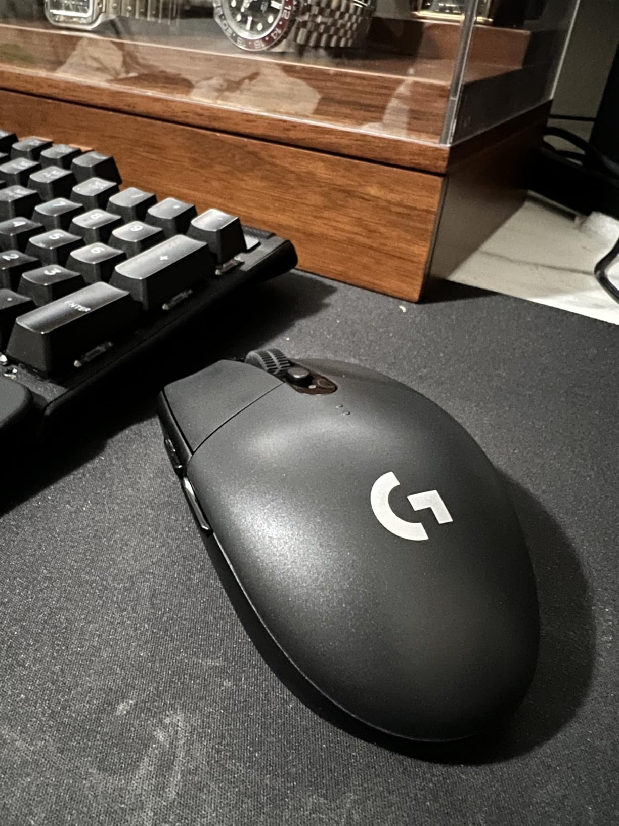 Logitech G305 Lightspeed Wireless Gaming Mouse - Blue customer photo 2