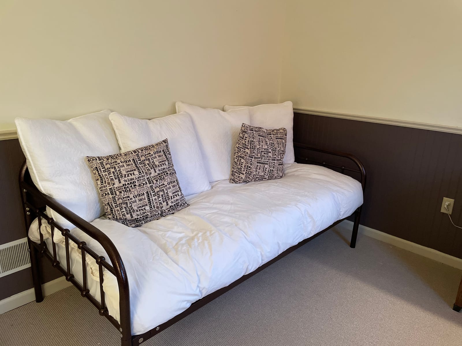 HOMERECOMMEND Metal Daybed Frame Twin Day Bed, Black Sanded Color | Heavy Duty Metal Slats Sofa Bed Platform Mattress Foundation customer photo 1