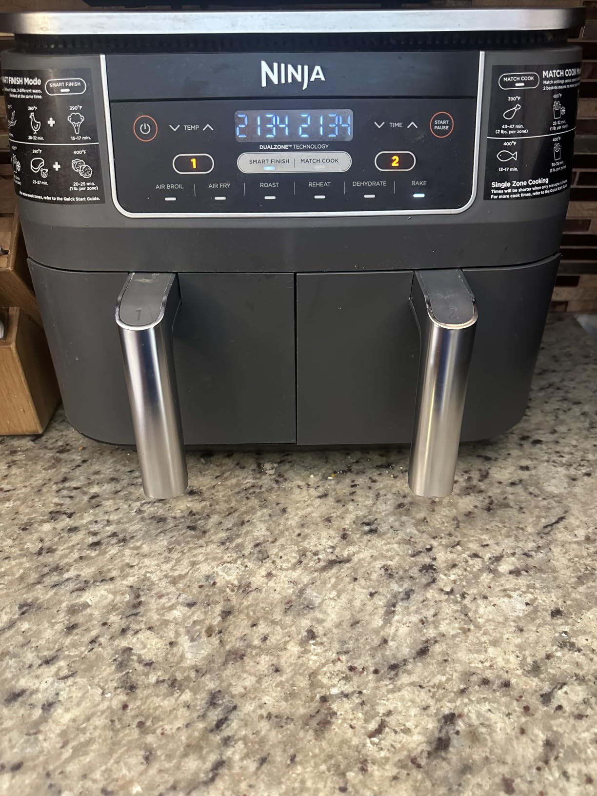 Ninja DZ201 Foodi 8 Quart 6-in-1 DualZone 2-Basket Air Fryer customer photo 1