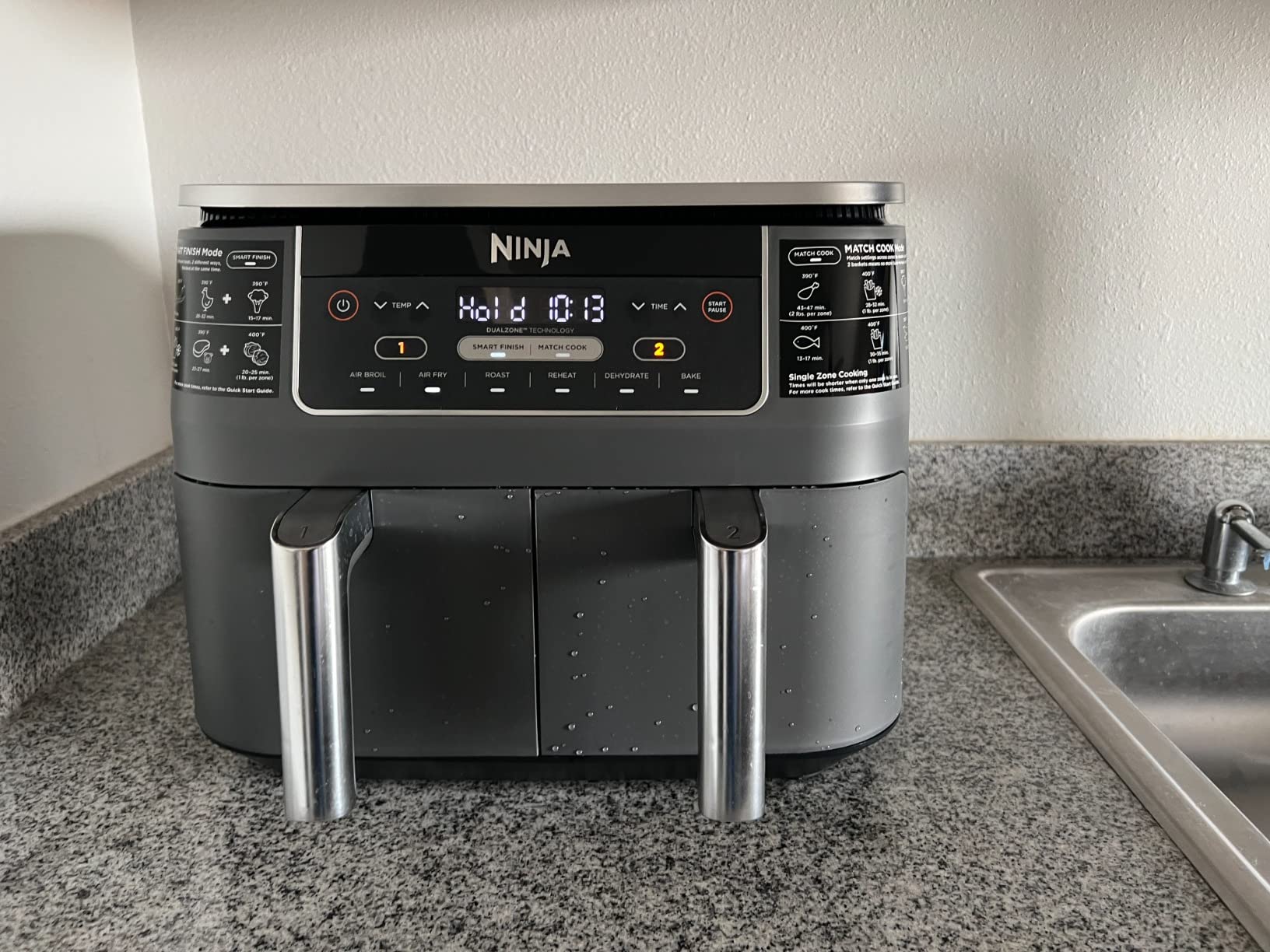 Ninja DZ201 Foodi 8 Quart 6-in-1 DualZone 2-Basket Air Fryer customer photo 2
