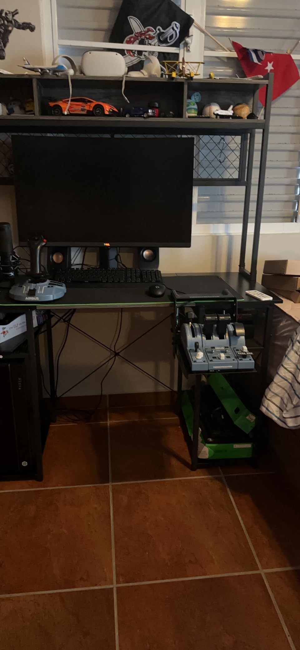 Thrustmaster Flying Clamp Adjustable Metal Flight Mount - PS5, Xbox & PC customer photo 2