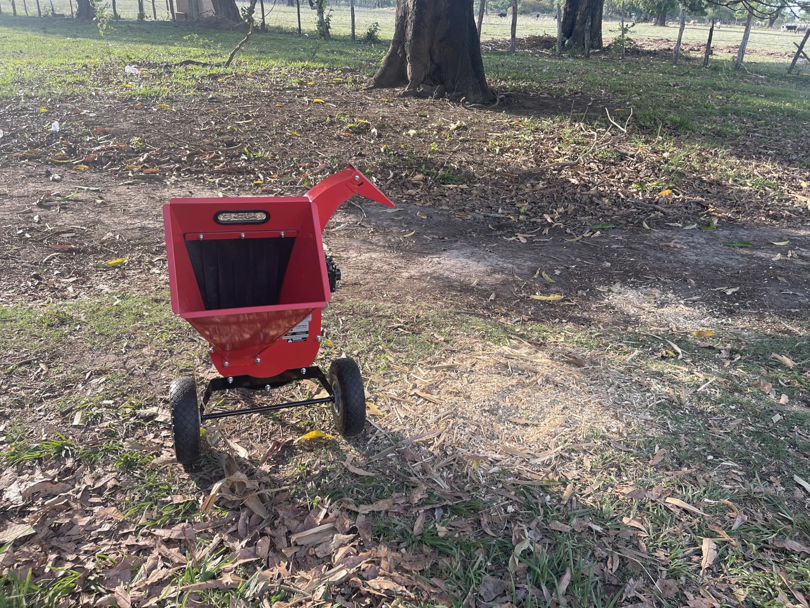 GreatCircleUSA Mini Wood Chipper Shredder Mulcher Ultra Duty 7 HP Gas Powered 3 Inch Max Wood Capacity EPA/CARB Certified Aids in Fire Prevention and Building Firebreaks customer photo 1