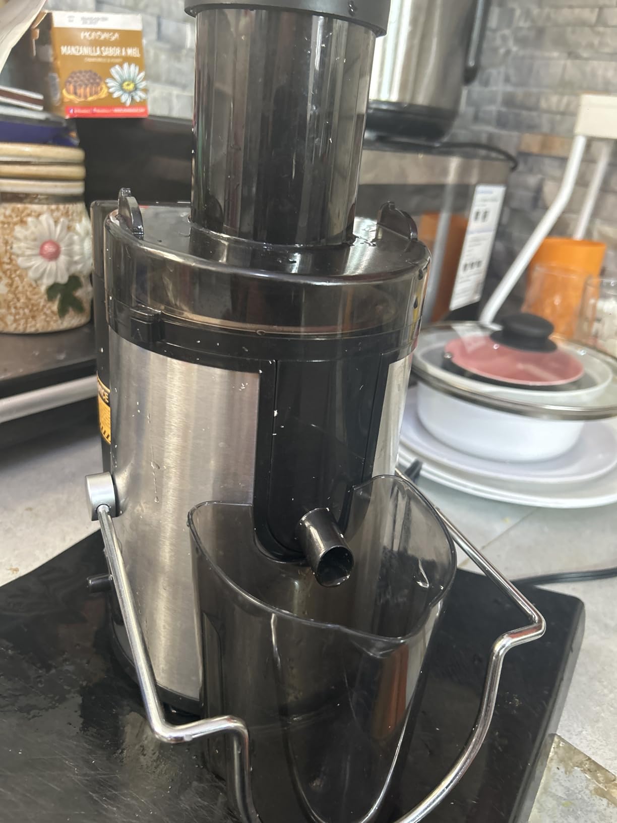 QCen Juicer Machine 500W Centrifugal Juicer with Extra Wide Feed Chute customer photo 1
