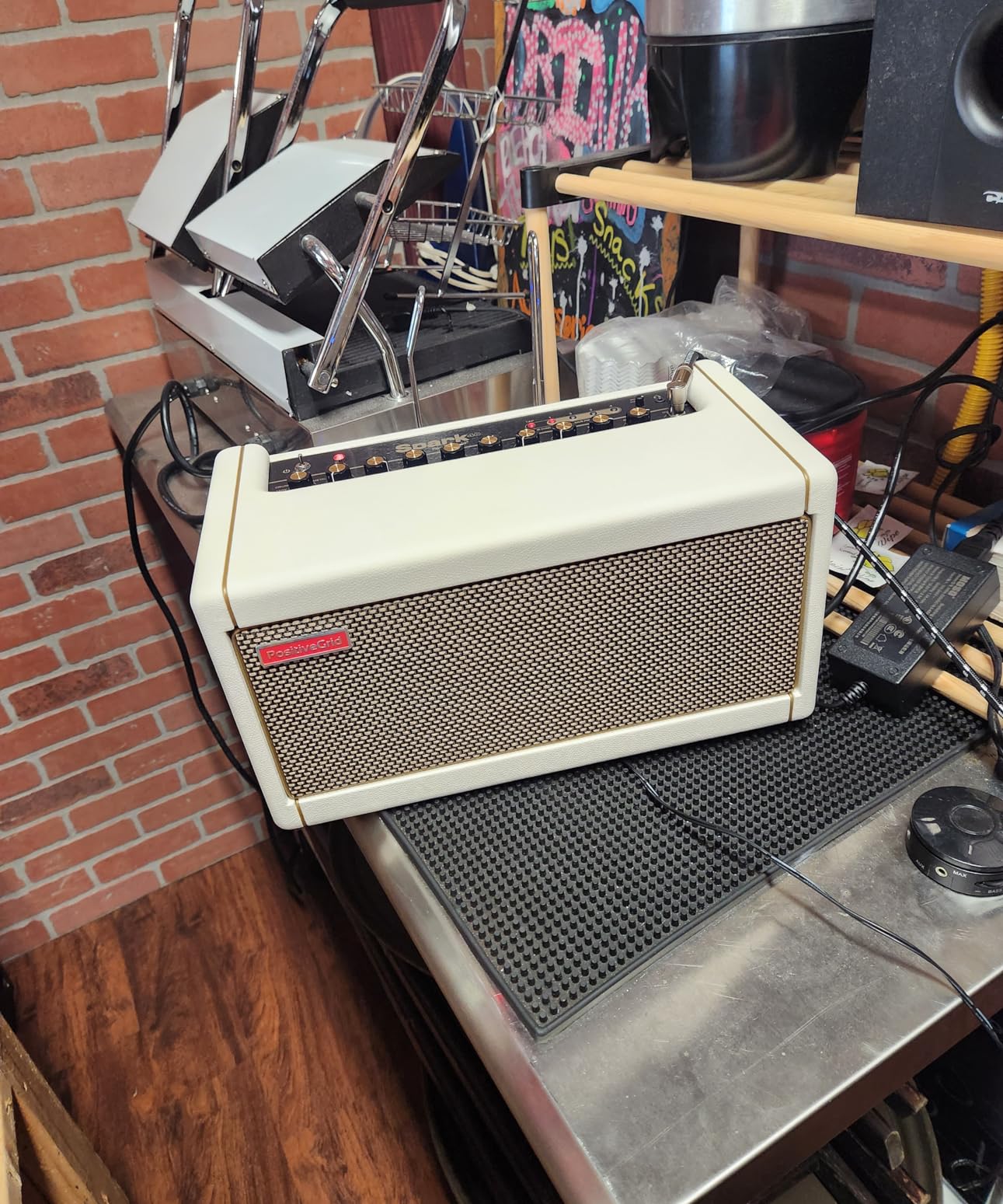 Positive Grid Spark 40-Watt Combo Practice Guitar Amplifier with Spark Mobile App customer photo 1