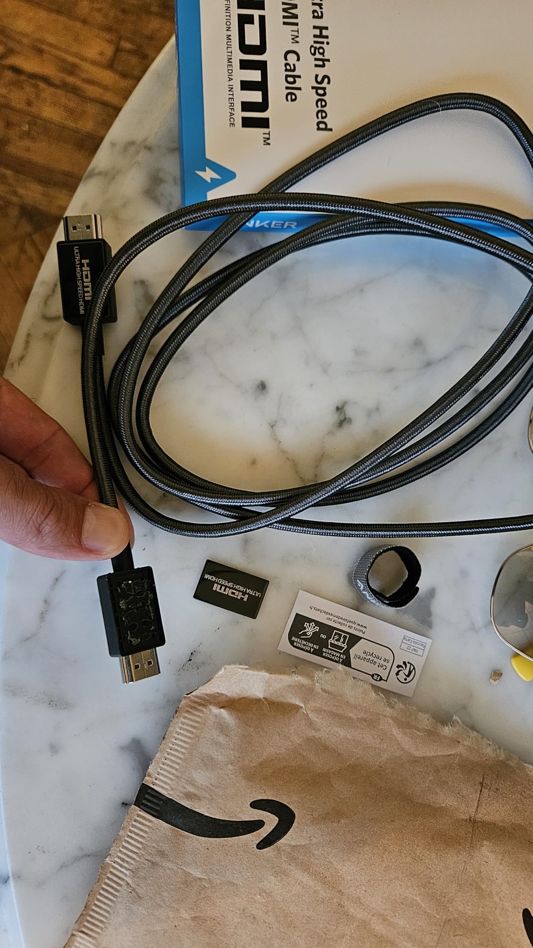 Anker HDMI 2.1 Cable, 48Gbps Ultra High Speed Cord with 8K@60Hz, 6.6ft | Supports 8K@60Hz and 4K@120Hz, HDR Quality, Compatible with PS5, Xbox, Samsung TVs and More customer photo 2