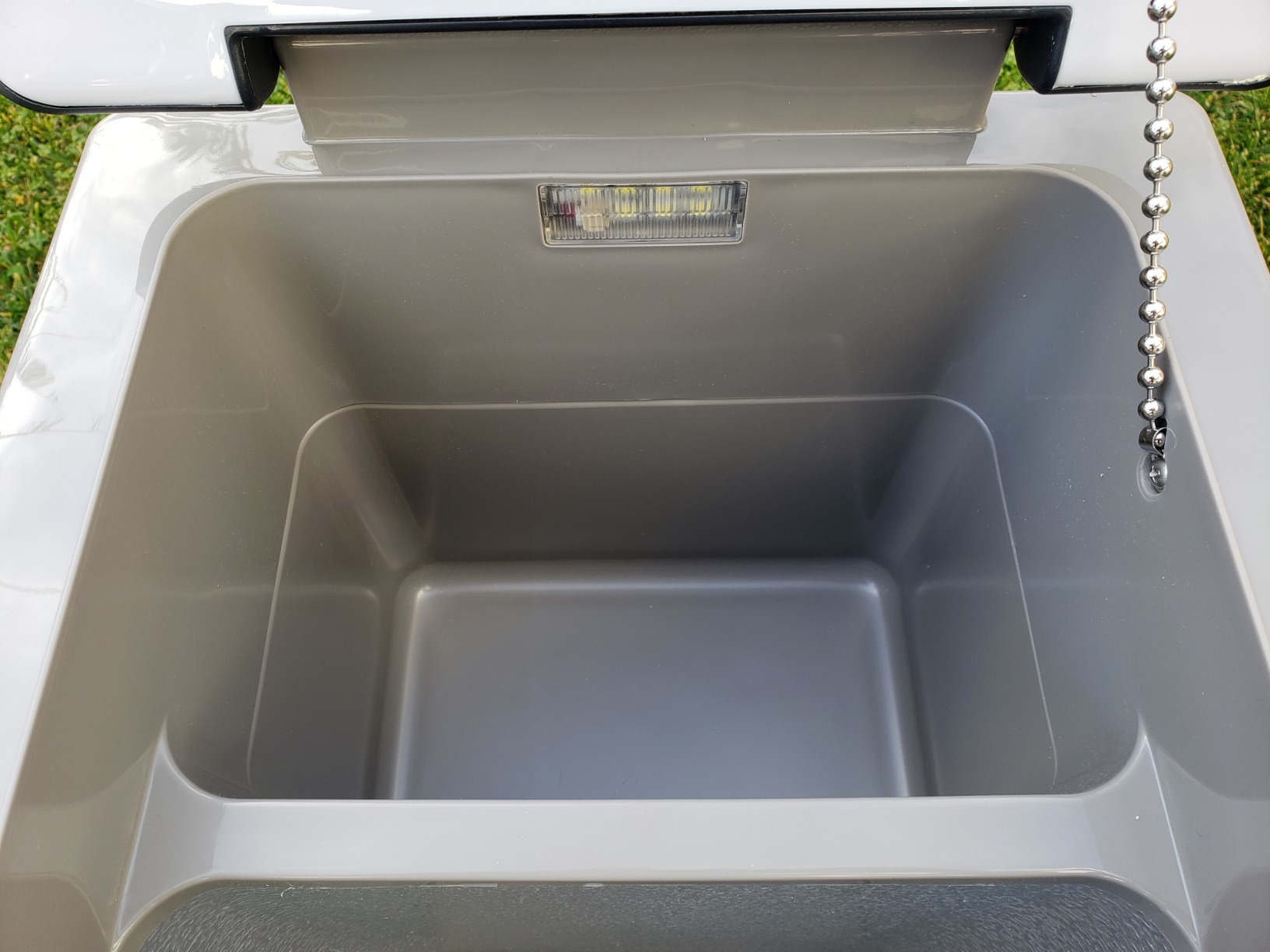 EUHOMY 12 Volt Refrigerator, 59QT(55L) Electric Cooler, 12V Fridge APP Control, 12V Cooler -4℉~68℉, Portable Freezer 12/24V DC 100-240V AC for Camping, Travel, Truck, Home customer photo 1