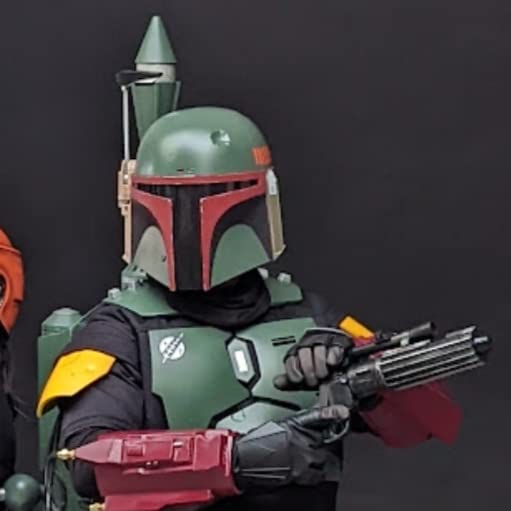 STAR WARS The Black Series Boba Fett (Re-Armored) Premium Electronic Helmet, The Mandalorian Roleplay Collectible for Kids Ages 14 and Up customer photo 2