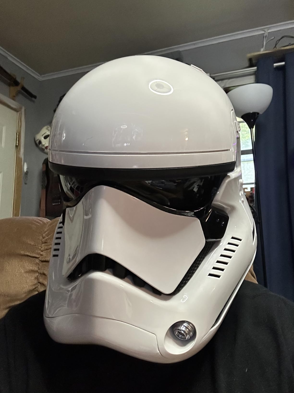 STAR WARS The Black Series First Order Stormtrooper Premium Electronic Helmet, The Last Jedi Roleplay Collectible (Amazon Exclusive) customer photo 2