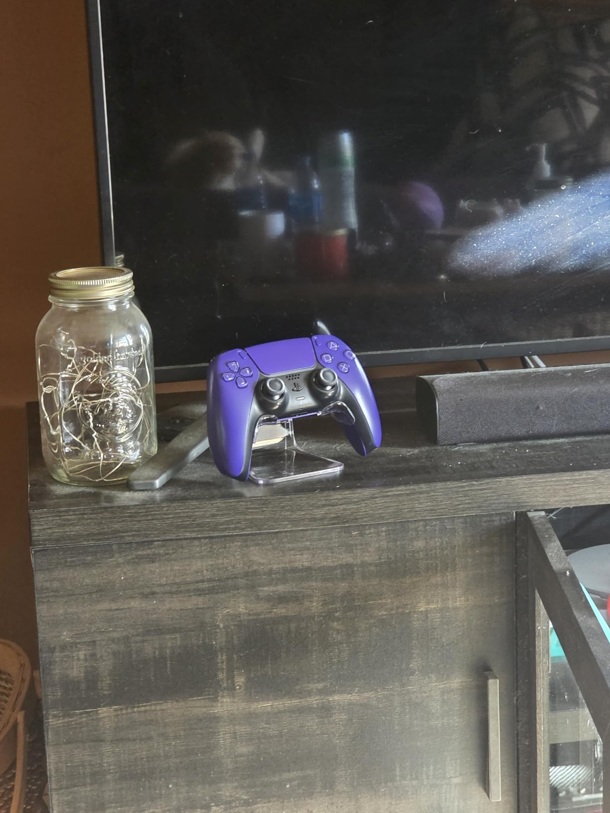 Skull & Co. Phantom Stand: Controller Stand Wall Mount Stand Holder Compatible with PS5 Controller - Transparent customer photo 1