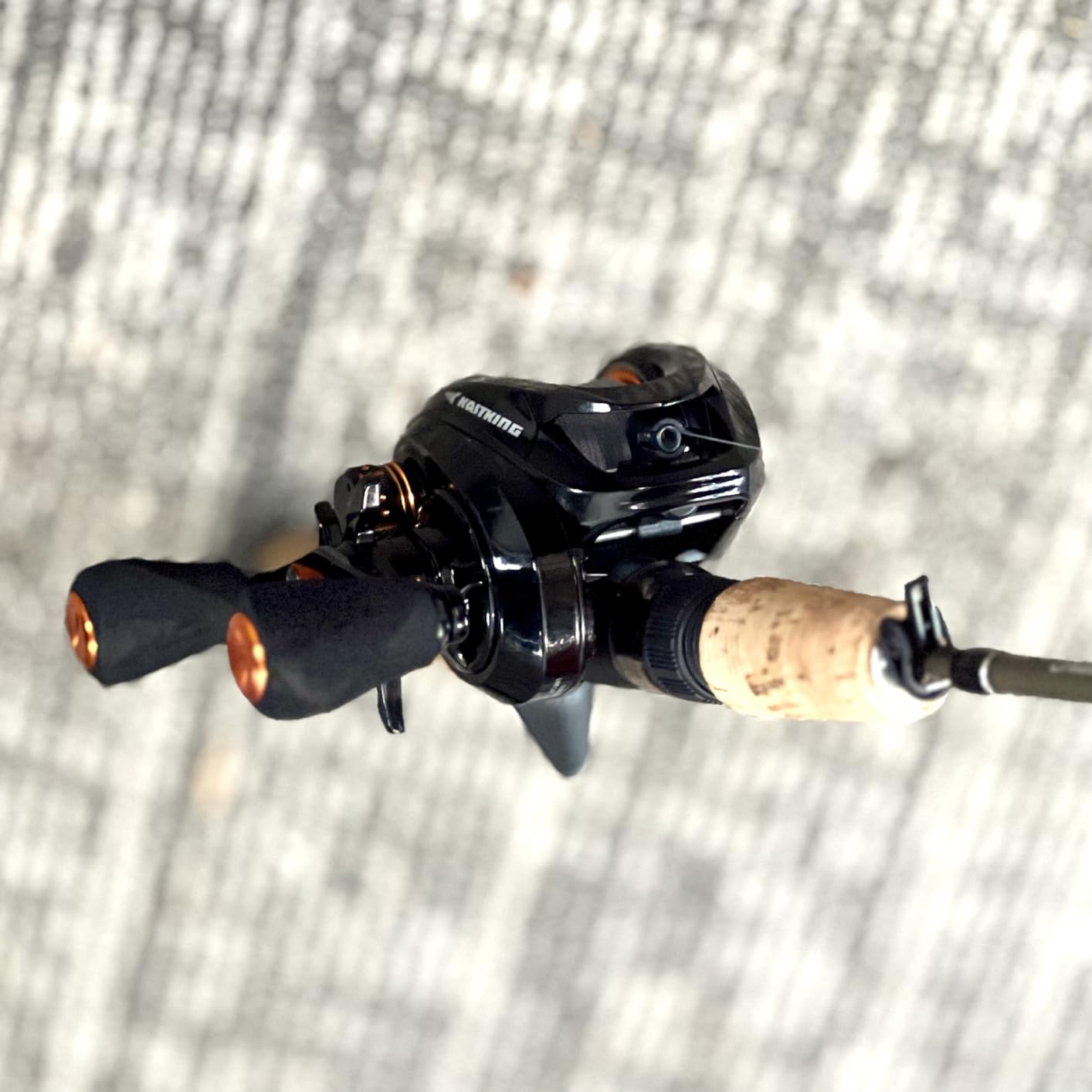 KastKing Zephyr Bait Finesse Baitcasting Fishing Reels with Drag Clicker | Max Drag: 10.0 lb, 6+1 BB, 5.6 oz, Carbon Fiber Frame, 8 Button Magnetic Brake, 7.2:1 Gear Ratio, Palm Perfect Design customer photo 2