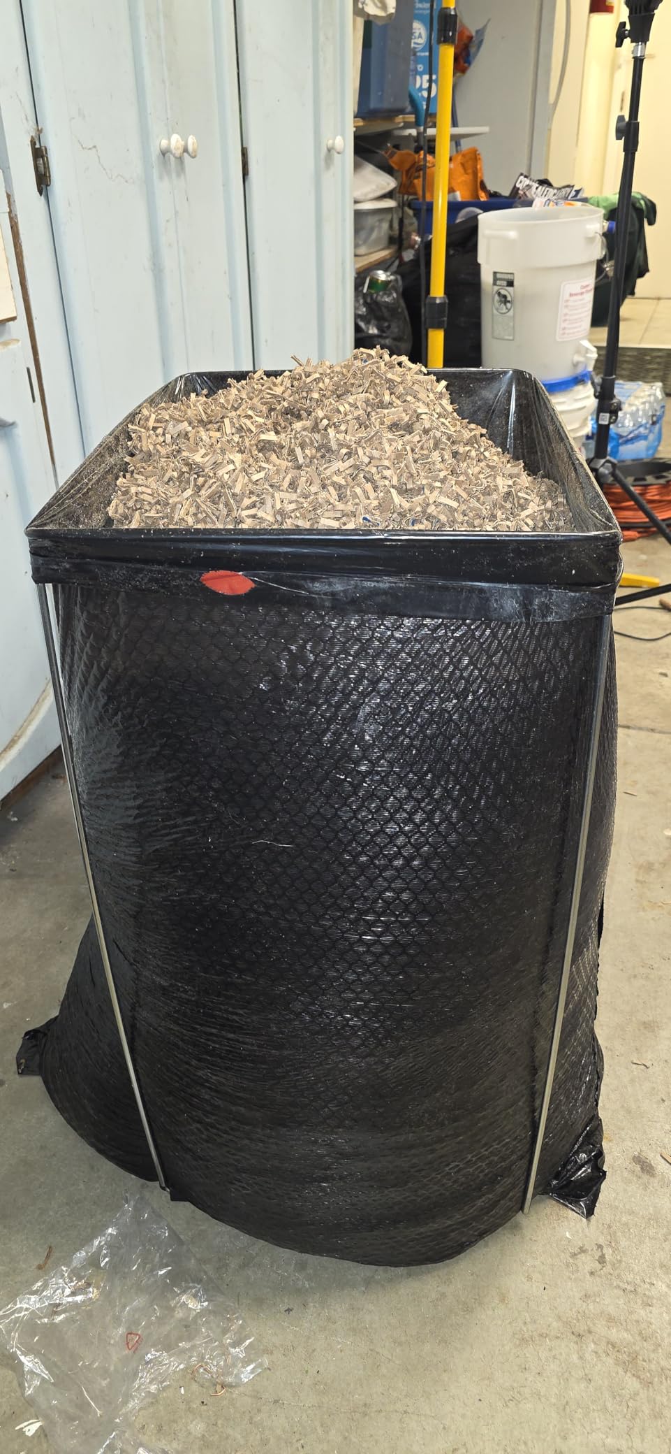 BONSEN Heavy Duty Paper Shredder, 24-Sheet Cross-Cut Shredder, 40-Min Continuous Running Time, Commercial Grade Shredder for Office, 9-Gallon Big Basket, 55dB Super Quiet, P-4 High Security (S3105) customer photo 1