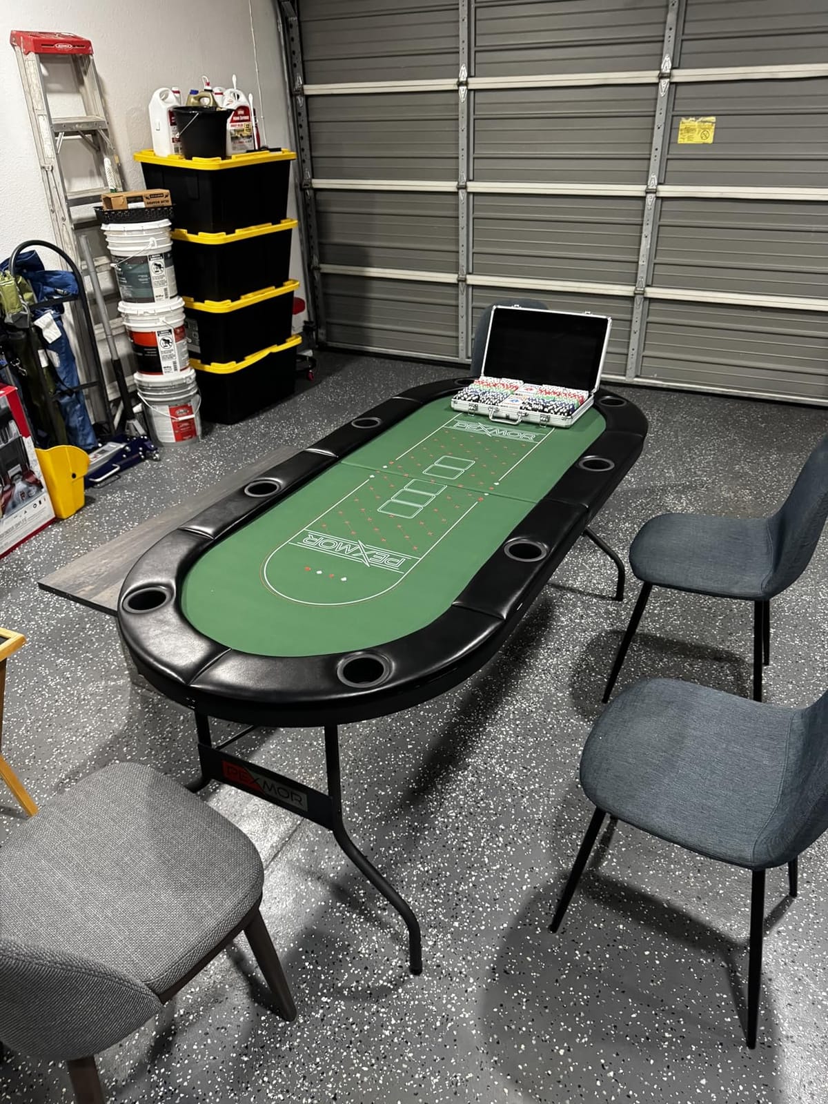 PEXMOR 8 Player Foldable Poker Table, Folding Texas Holdem Blackjack Casino Game Table w/Deeper Stainless Steel Cup Holders| Casino-Grade Felt| Water-Resistant Cushioned Rail, Fully Assembled customer photo 1