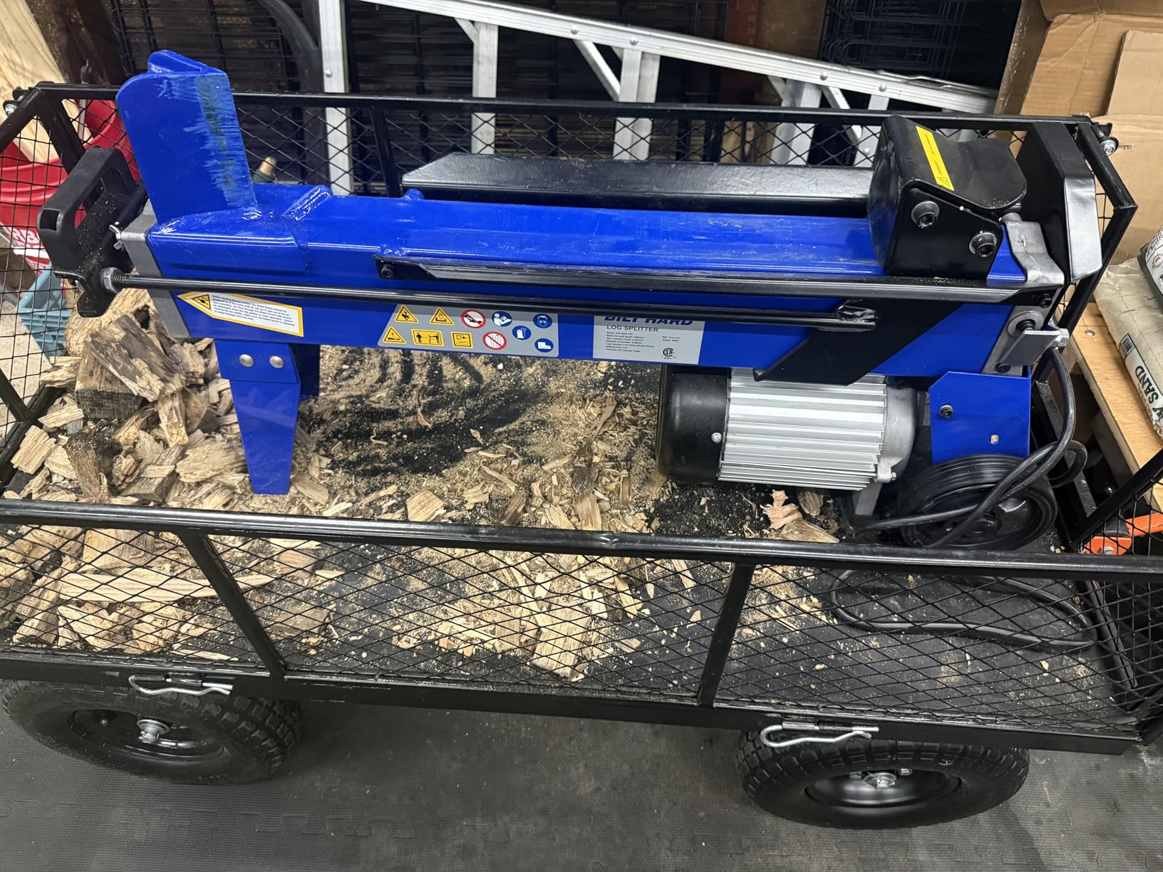 BILT HARD Log Splitter 6.5 Ton, Wood Splitter Electric Powered 15Amp, with Hydraulic Ram, Electric Firewood Splitting Machine, Horizontal customer photo 1