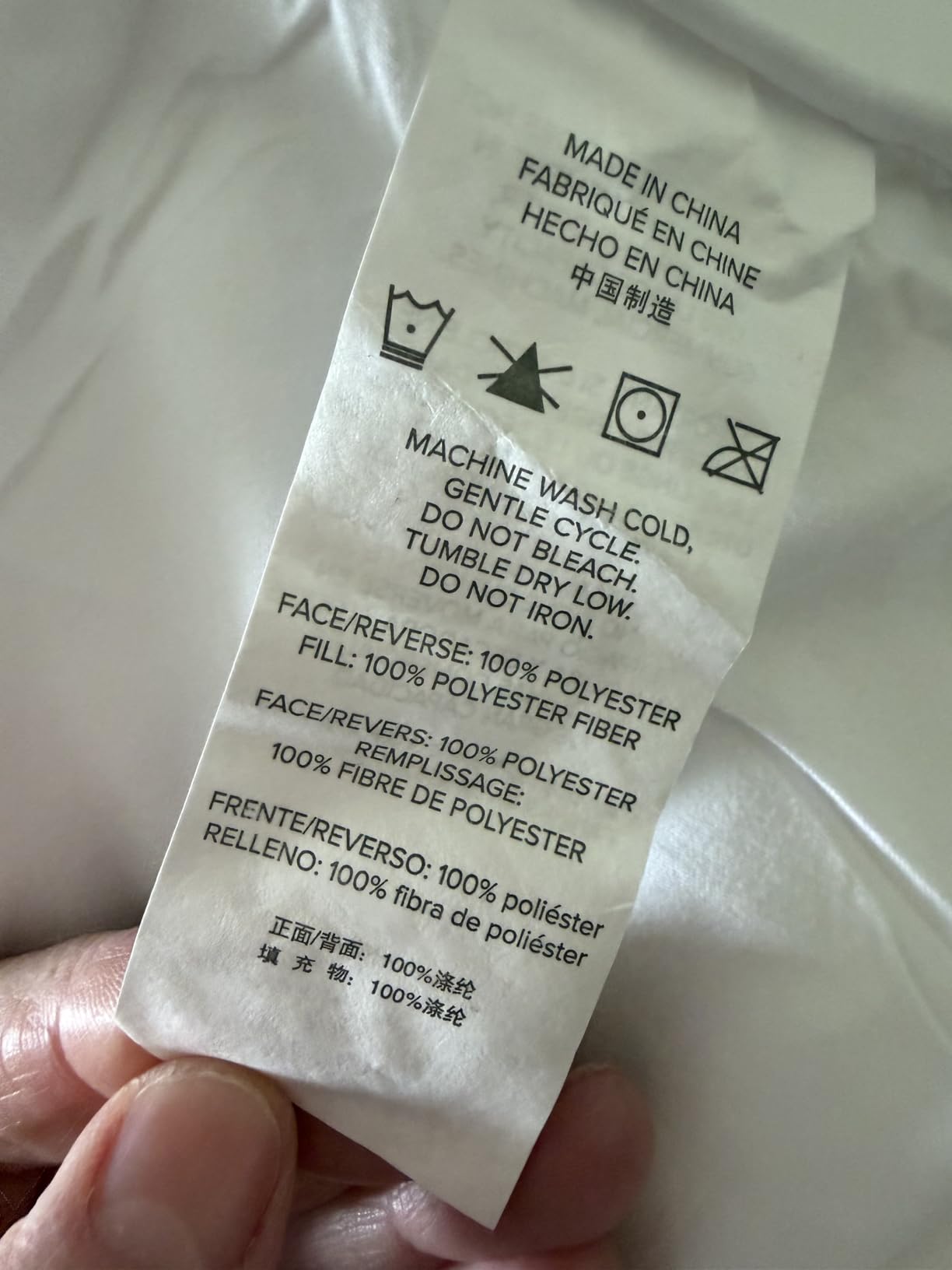 UGG Danielle Comforter Duvet Insert Cooling Lightweight Down Alternative Hypoallergenic Washable Quilted Fluffy Comforter Blanket Corner Tabs for Duvet Cover, King/California King, Bright White customer photo 2