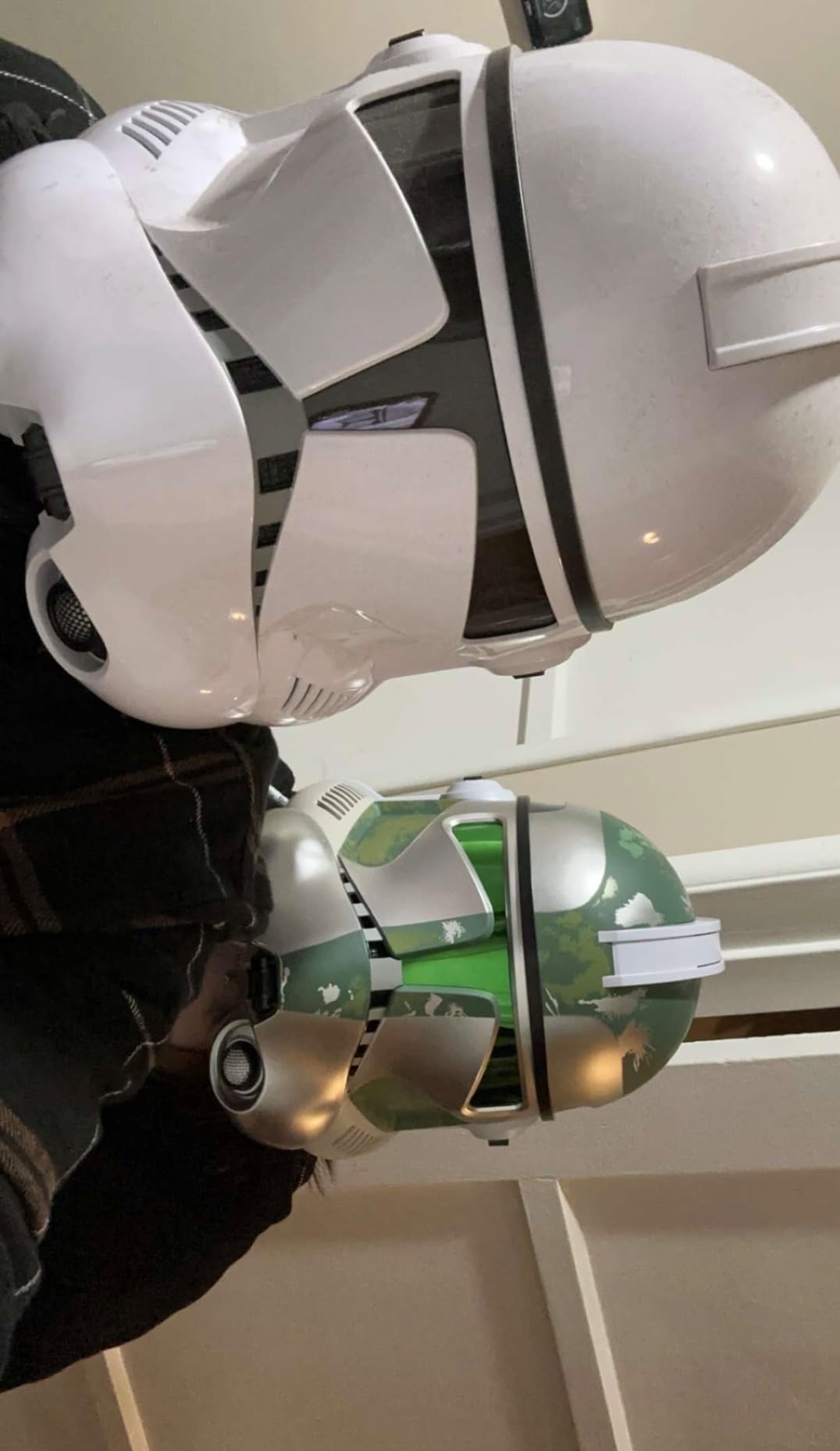 STAR WARS The Black Series Phase II Clone Trooper Premium Electronic Helmet, The Clone Wars Roleplay Collectible, Kids Ages 14 and Up customer photo 2