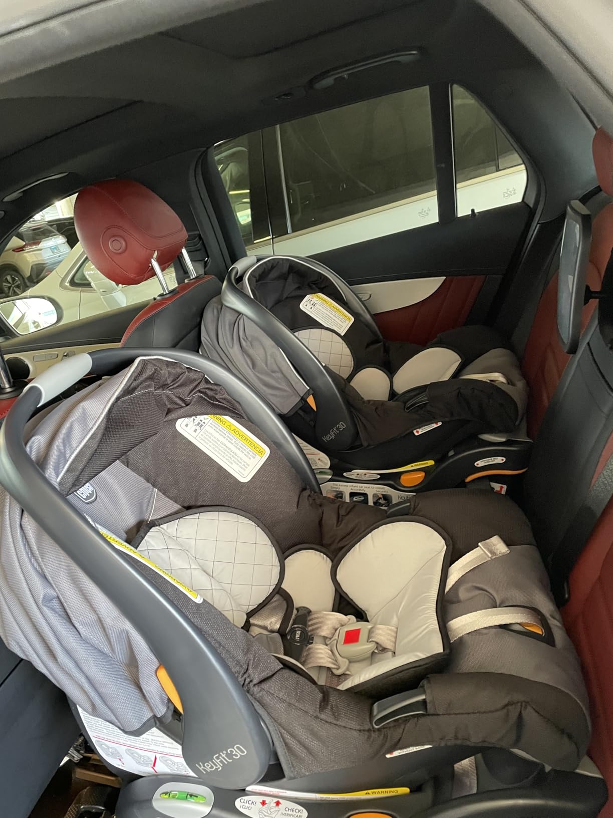 Chicco KeyFit 30 ClearTex Infant Car Seat and Base, Rear-Facing Seat for Infants 4-30 lbs., Includes Infant Head and Body Support, Compatible with Chicco Strollers, Baby Travel Gear, Slate/Grey customer photo 1