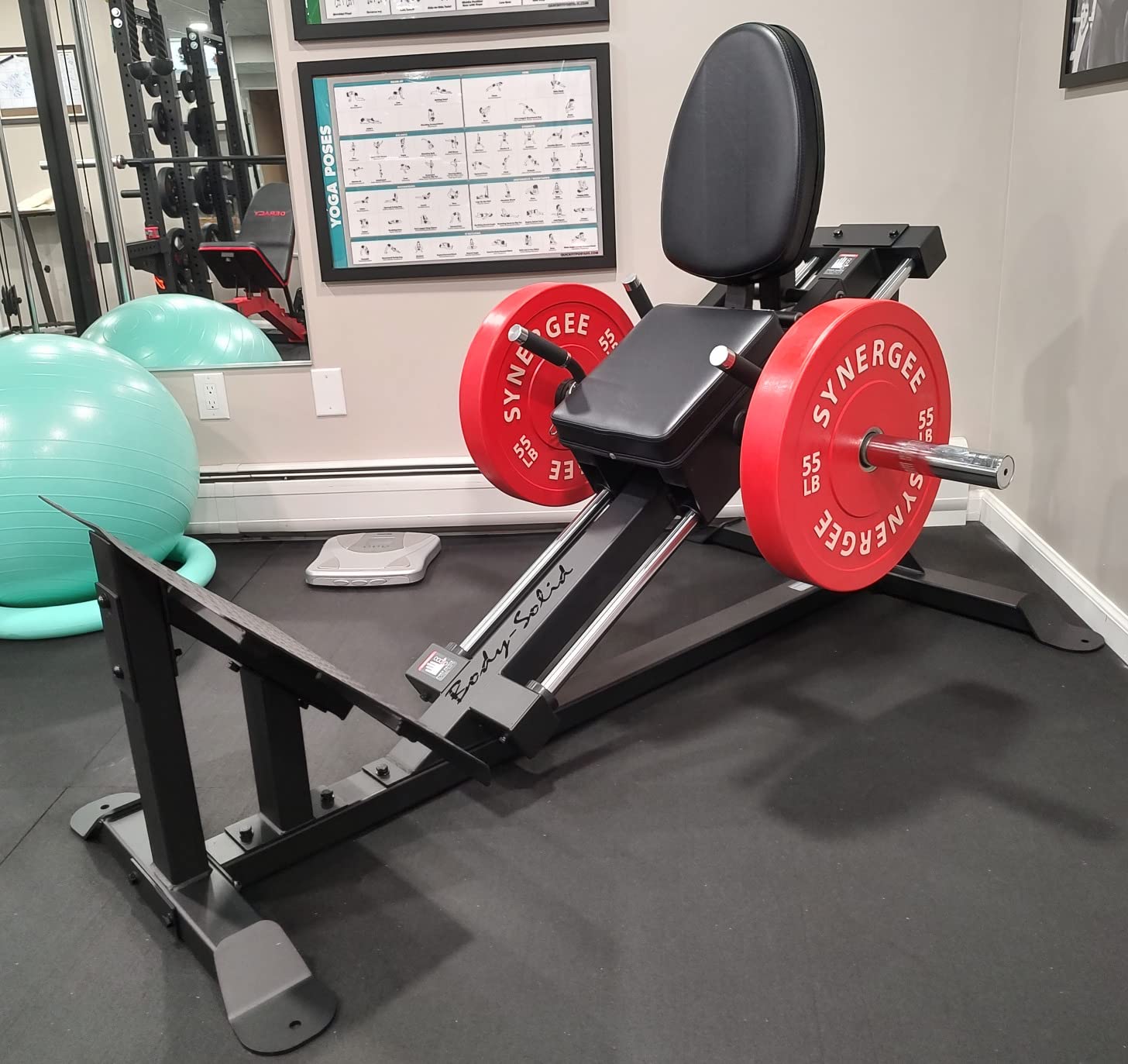 Body-Solid (GCLP100) Compact Leg Press - Space-Saving Home Gym Equipment with Calf Raise Feature for Strength Training customer photo 2
