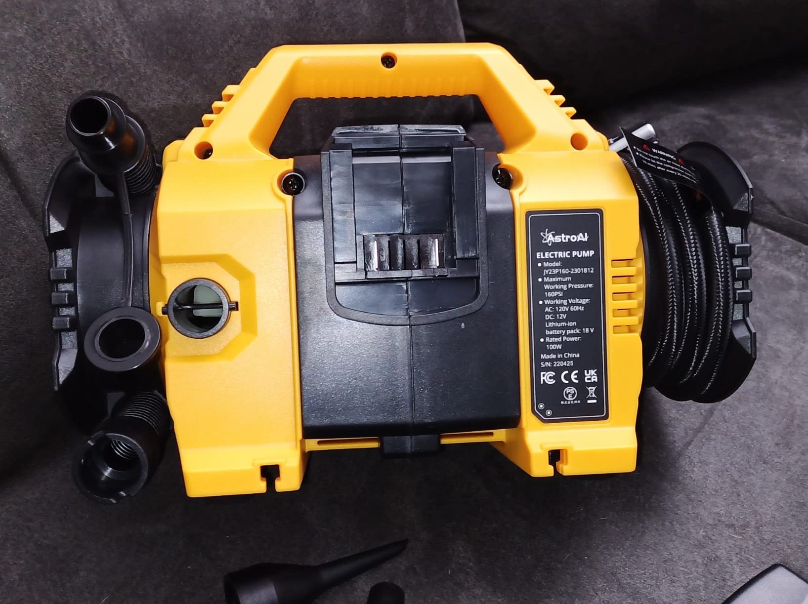 PORTER-CABLE Portable Pancake Air Compressor, 6 Gallon, 150 Max PSI | Oil-Free Maintenance-Free Pump, Wood Working, Roofing, Home, Jobsite, 2.6 CFM @ 90 PSI customer photo 2