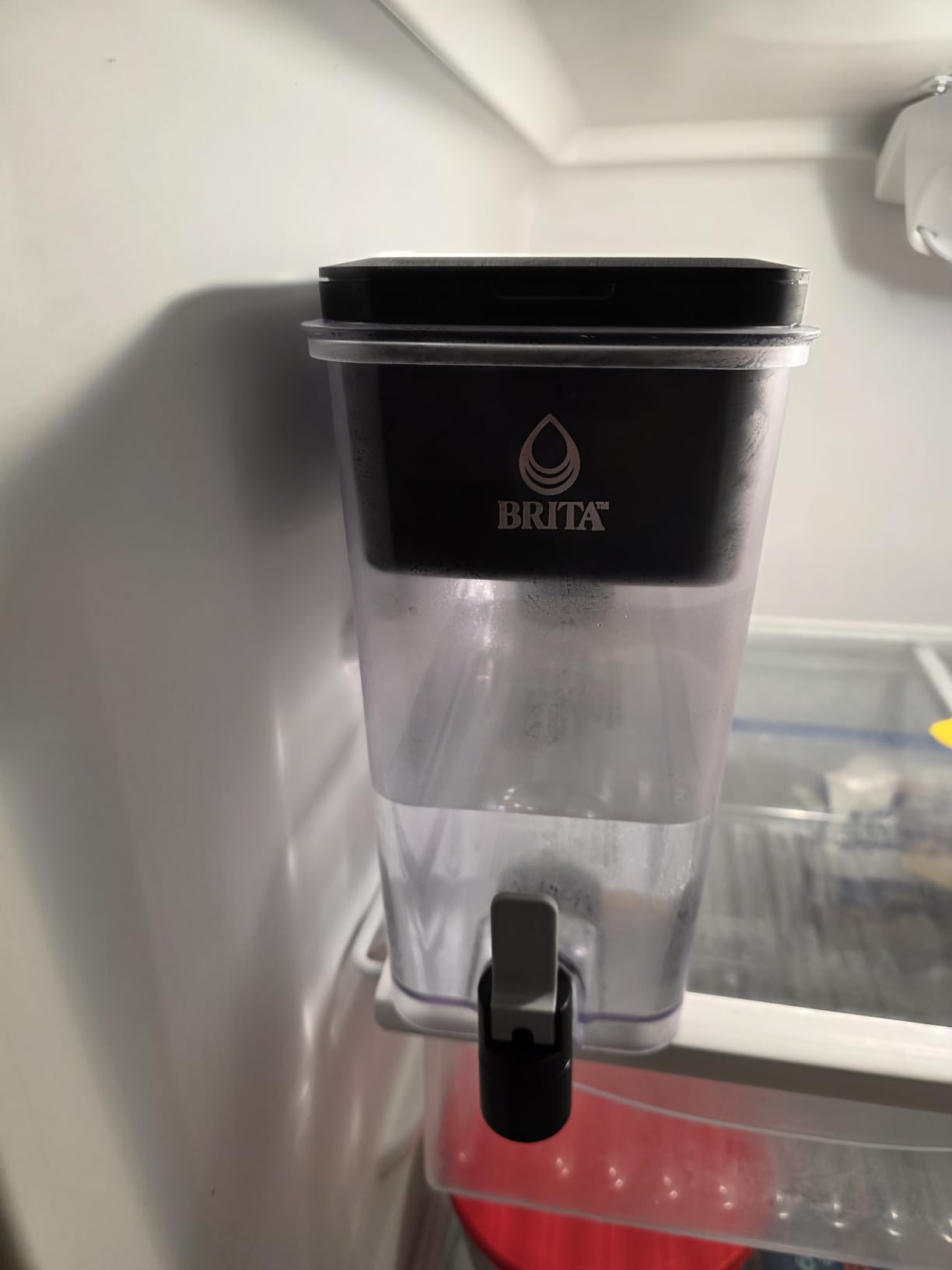 Brita X-Large 27 Cup Water Dispenser, Includes 1 Filter, Black customer photo 1
