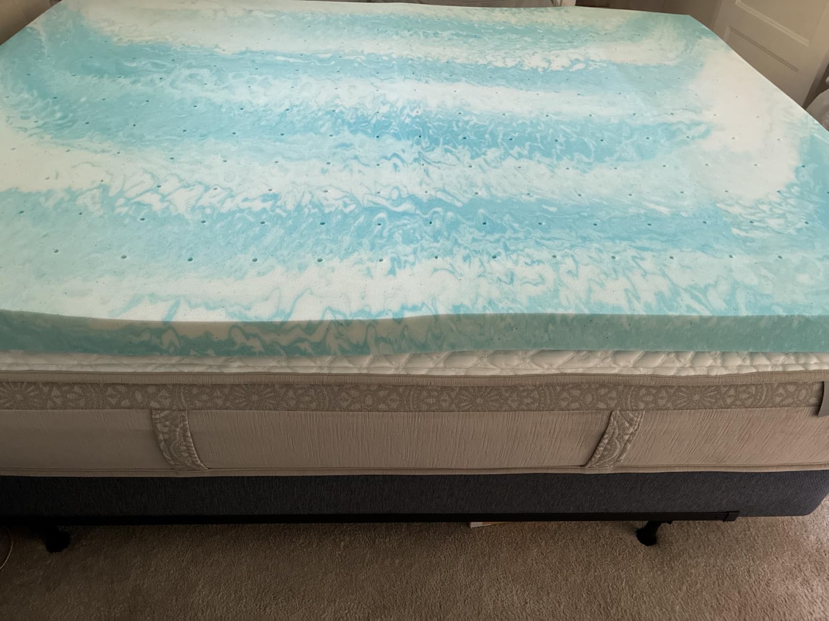 EGO 2 Inch Queen Mattress Topper Gel Memory Foam for Pressure Relief | Cooling Gel Infused, Ventilated Design Bed Topper in a Box, CertiPUR-US Certified, 80