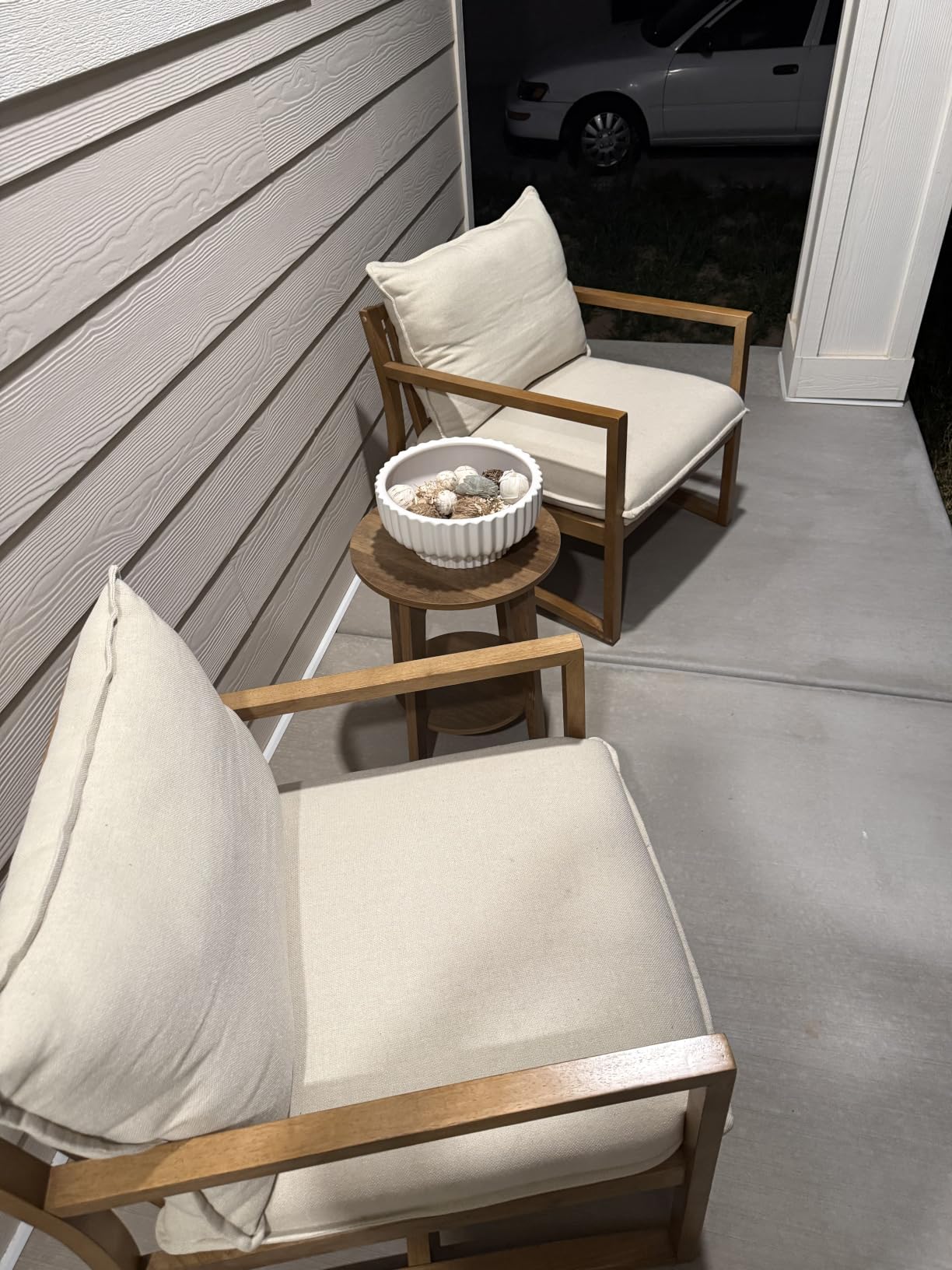 VASAGLE Round Side Table with Lower Shelf, End Table for Small Spaces, Nightstand with Tapered Legs, Honey Brown customer photo 2
