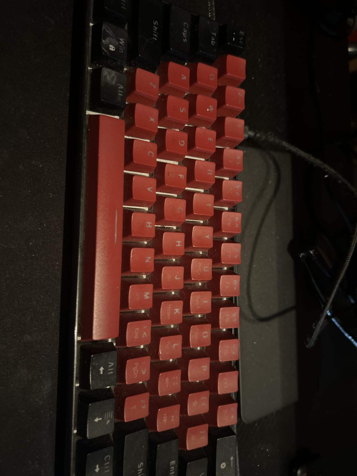 Snpurdiri 60% Wired Mechanical Keyboard (Black-Red, Red Switches), Mini Gaming Keyboard with 61 Keys for PC, Windows XP, Win 7, Win 10 customer photo 2