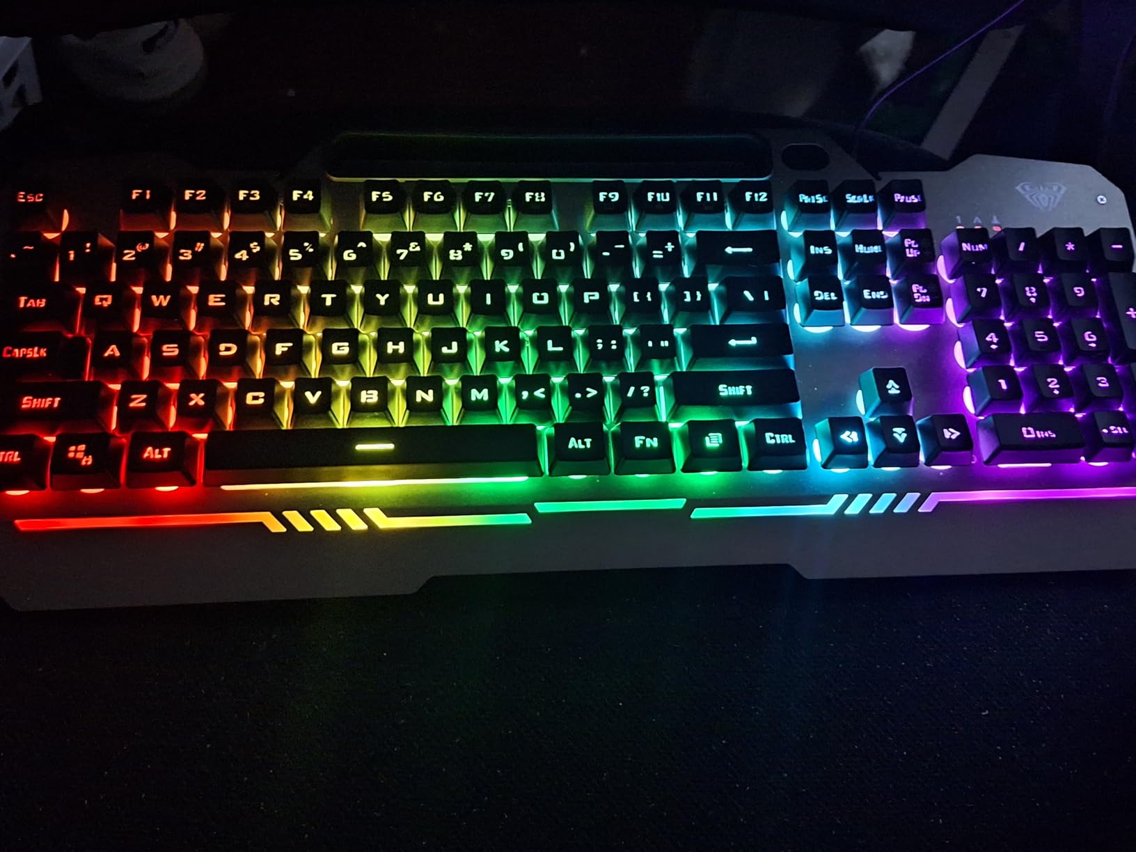 AULA Gaming Keyboard and Mouse,Wired 104-Key Mouse and Keyboard Combo Metal | Full Size Computer Keyboards with Number Pad,New Update Version,RGB Backlit Anti-Ghosting PC Keyboard for Laptop WinXP/7/8/10 customer photo 1