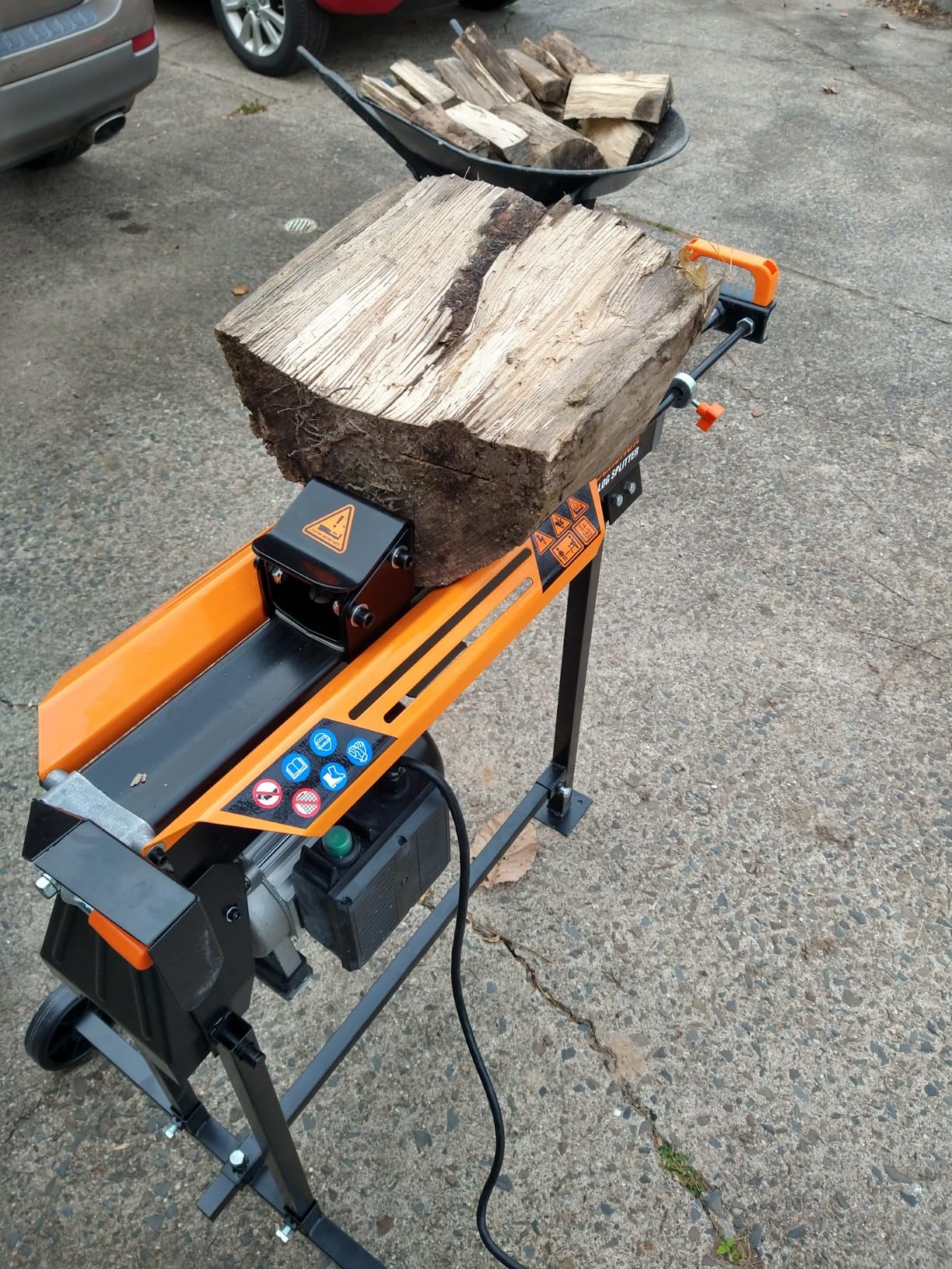 WEN Electric Log Splitter, 6.5-Ton Capacity with Portable Stand (56208) customer photo 1