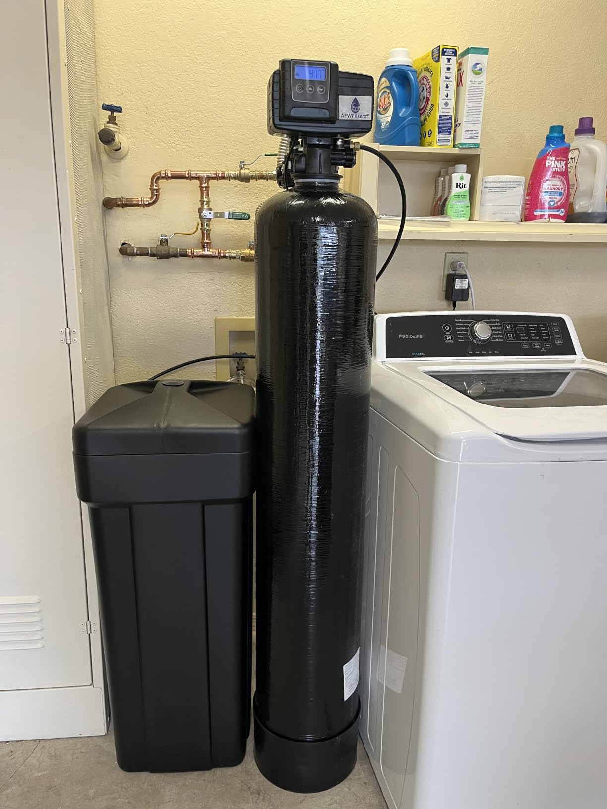 Upgraded 10% Crosslink Fleck 5600SXT Metered On Demand 48,000 Grain Water Softener Complete System with Brine Tank and 1
