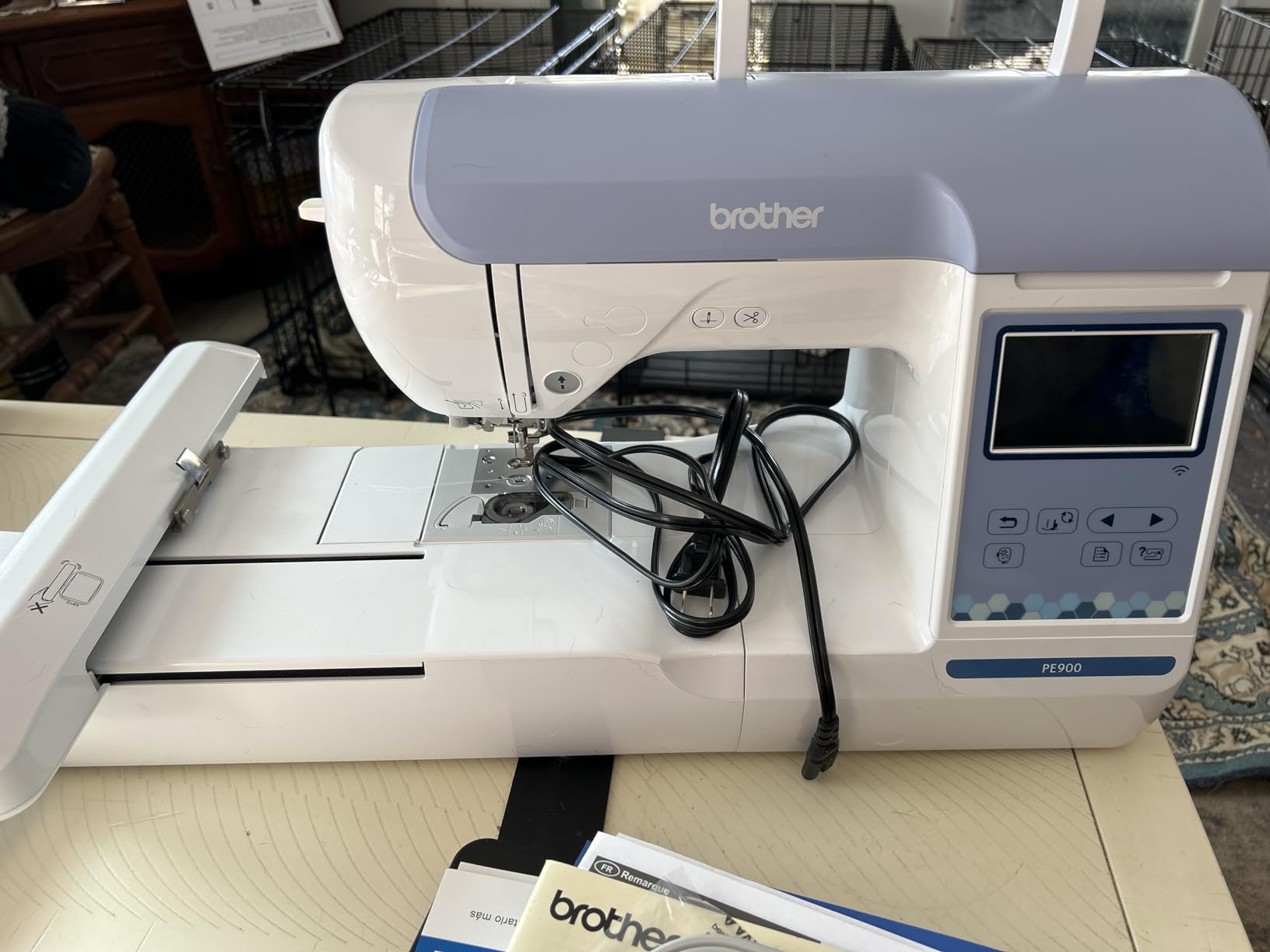 Brother PE900 Wireless Embroidery Machine with WLAN | WLAN customer photo 1
