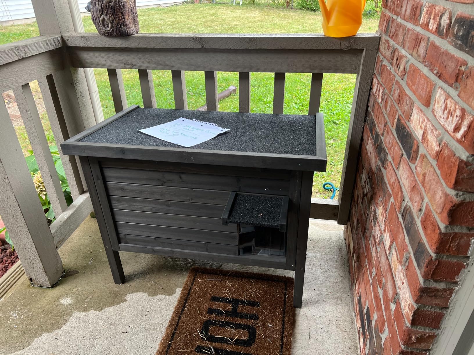 GDLF Outdoor Cat House Feral Cat Enclosure 100% Insulated All-Round Foam Weatherproof Solid Wood Large Size for Multiple Felines 34.5